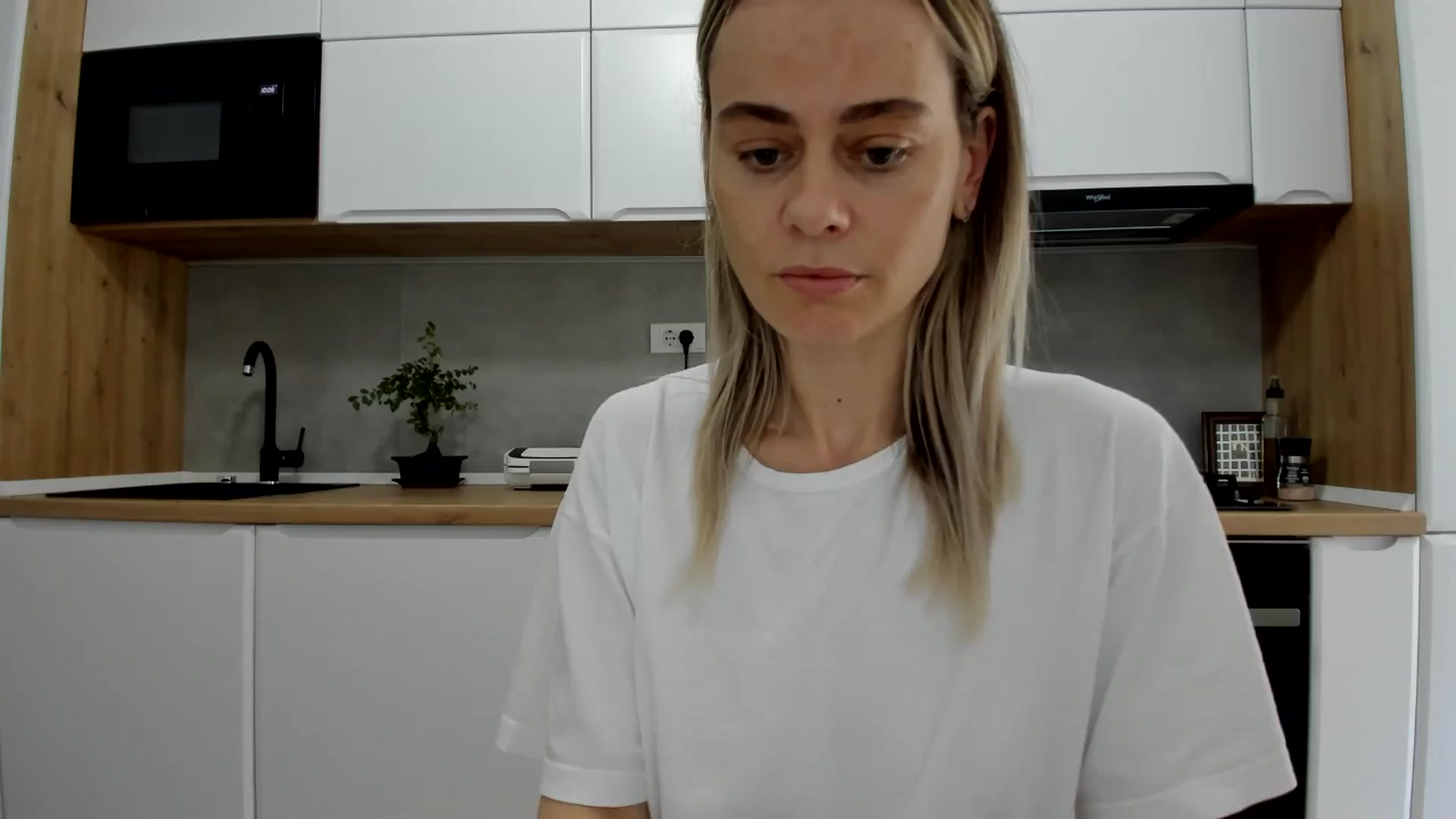 Gallery image thumbnail from DebbyPaige's myfreecams stream on, 06/04/2025, 11:01 image 1 of 20