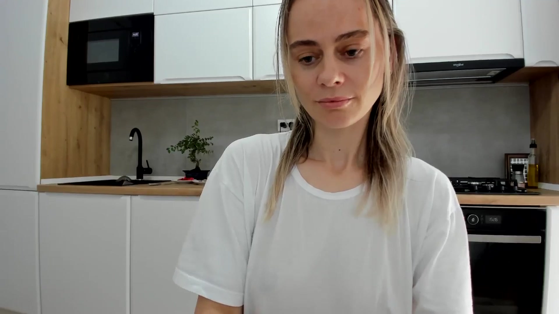 Gallery image thumbnail from DebbyPaige's myfreecams stream on, 06/04/2025, 13:08 image 12 of 20