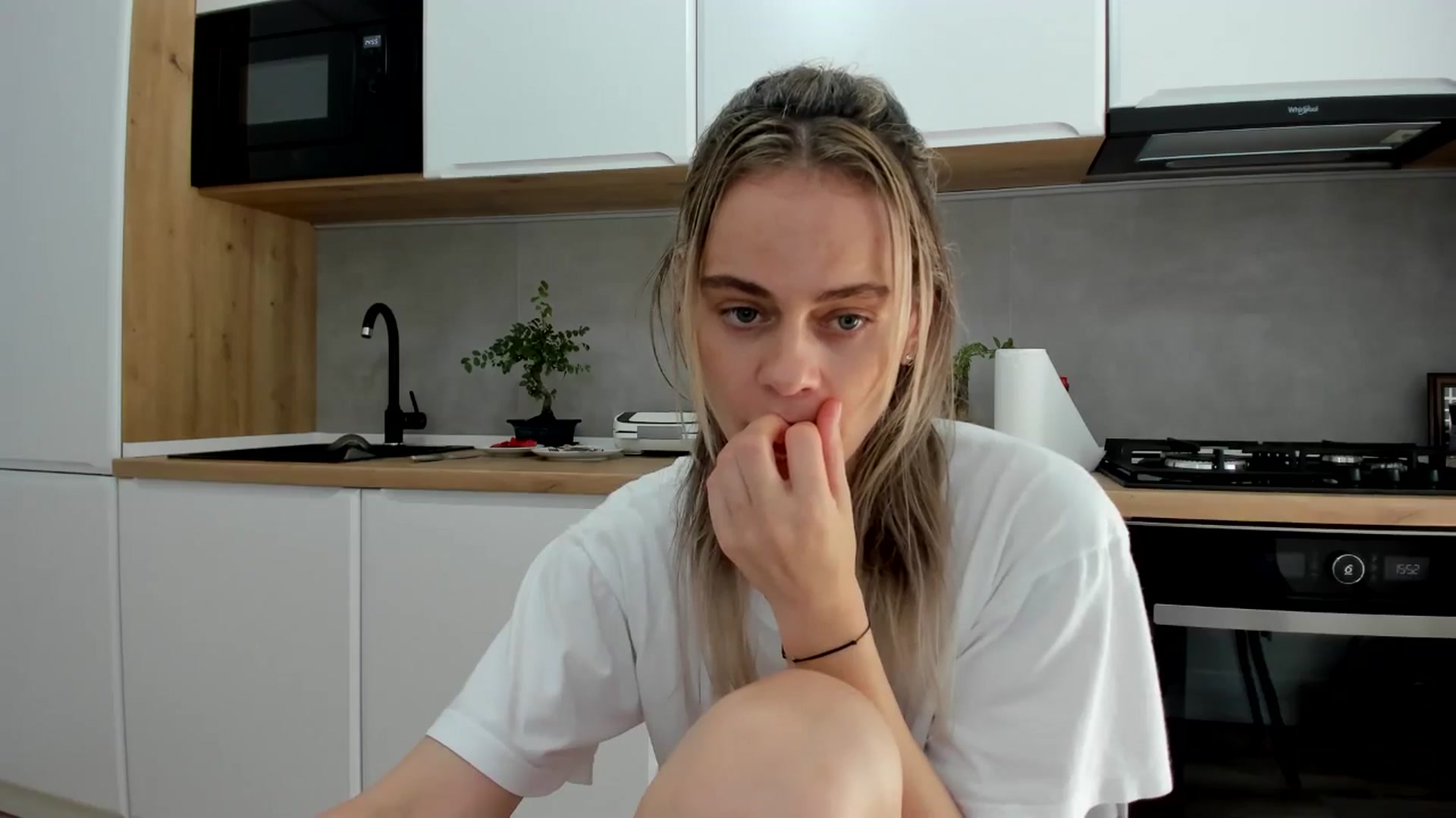 Gallery image thumbnail from DebbyPaige's myfreecams stream on, 06/04/2025, 13:08 image 18 of 20