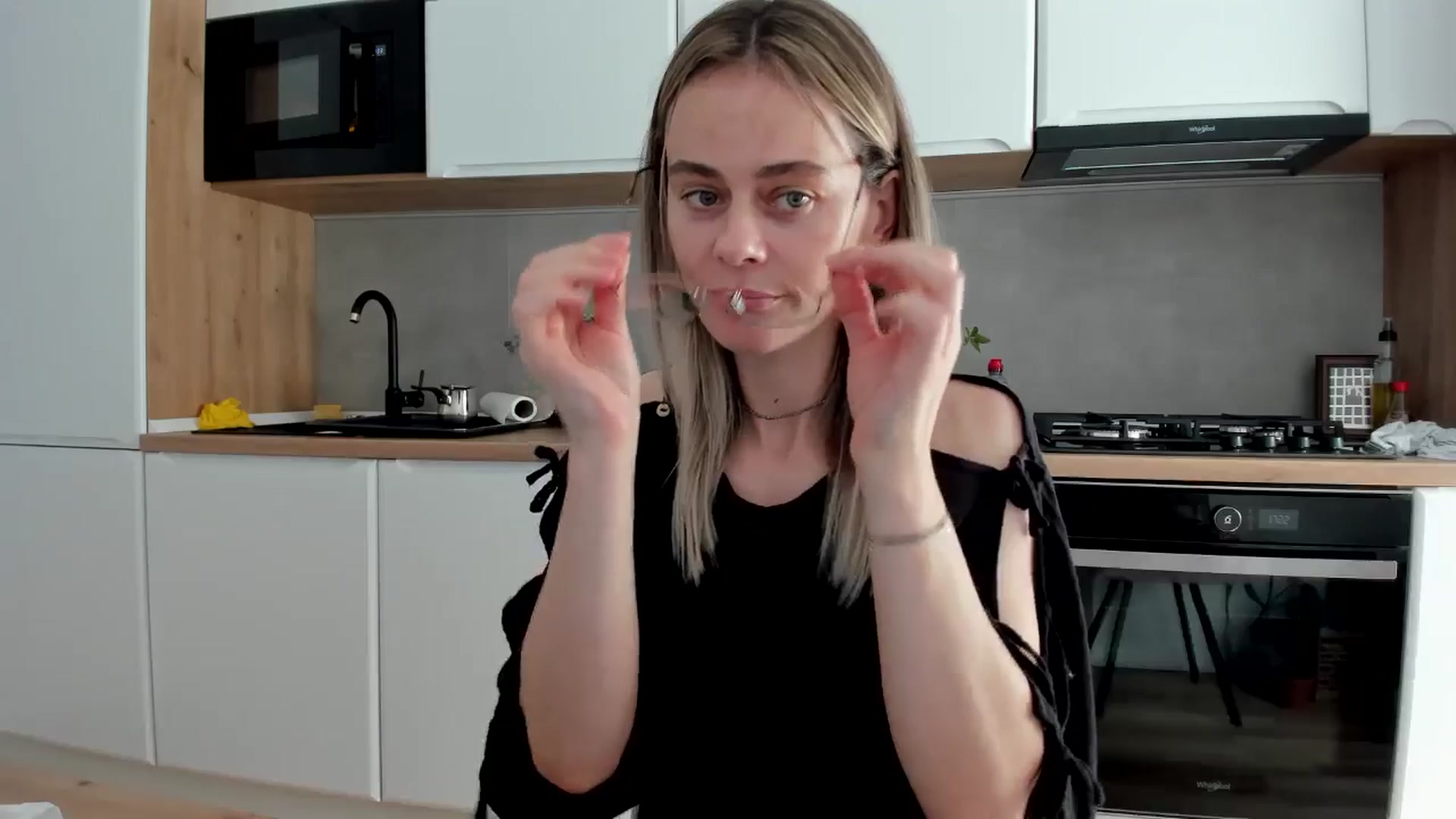 Gallery image thumbnail from DebbyPaige's myfreecams stream on, 06/05/2025, 15:29 image 14 of 20
