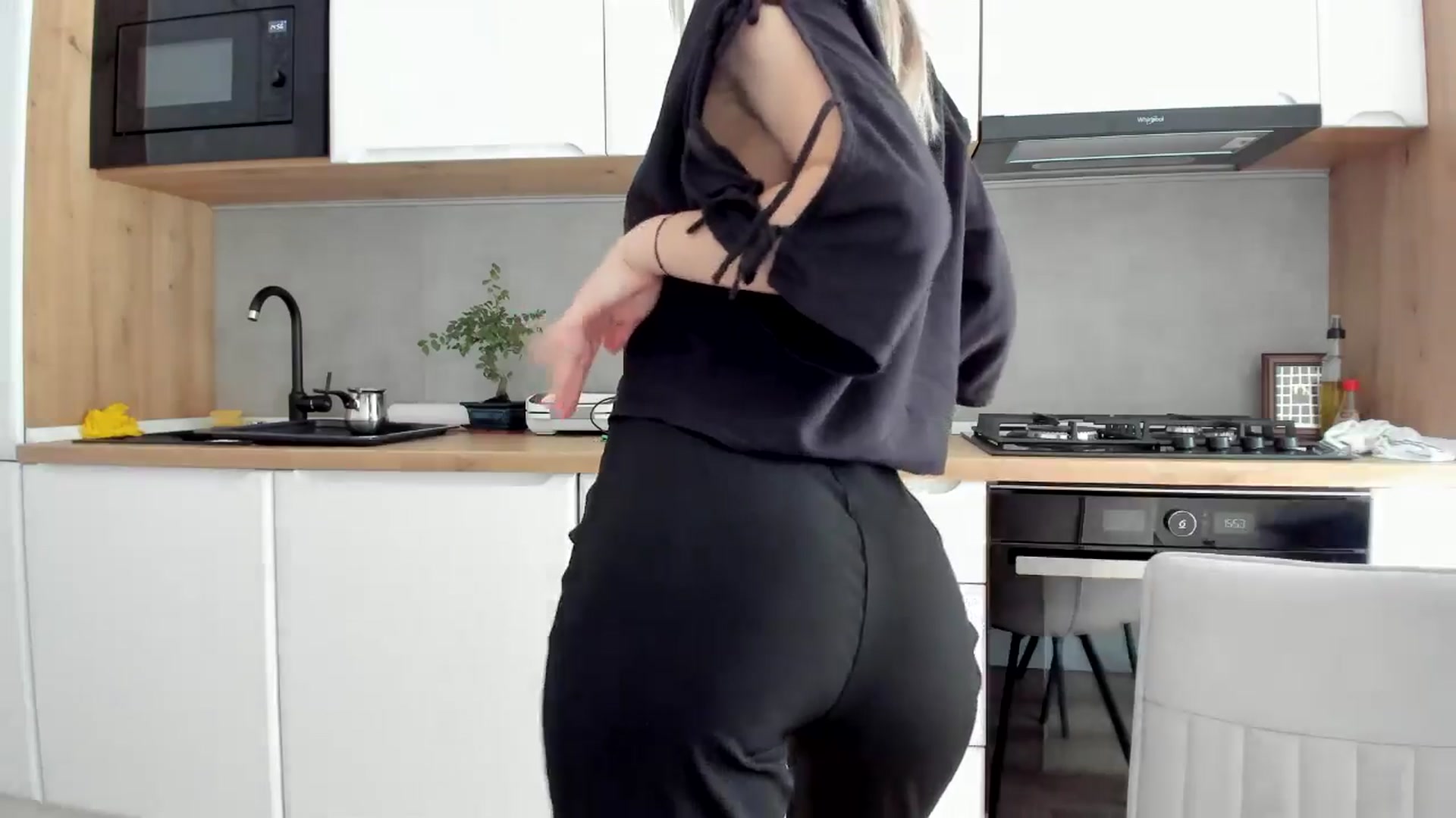 Gallery image thumbnail from DebbyPaige's myfreecams stream on, 06/05/2025, 15:29 image 4 of 20