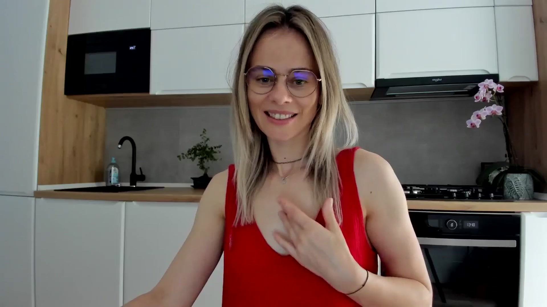 Gallery image thumbnail from DebbyPaige's myfreecams stream on, 06/06/2025, 11:59 image 2 of 20