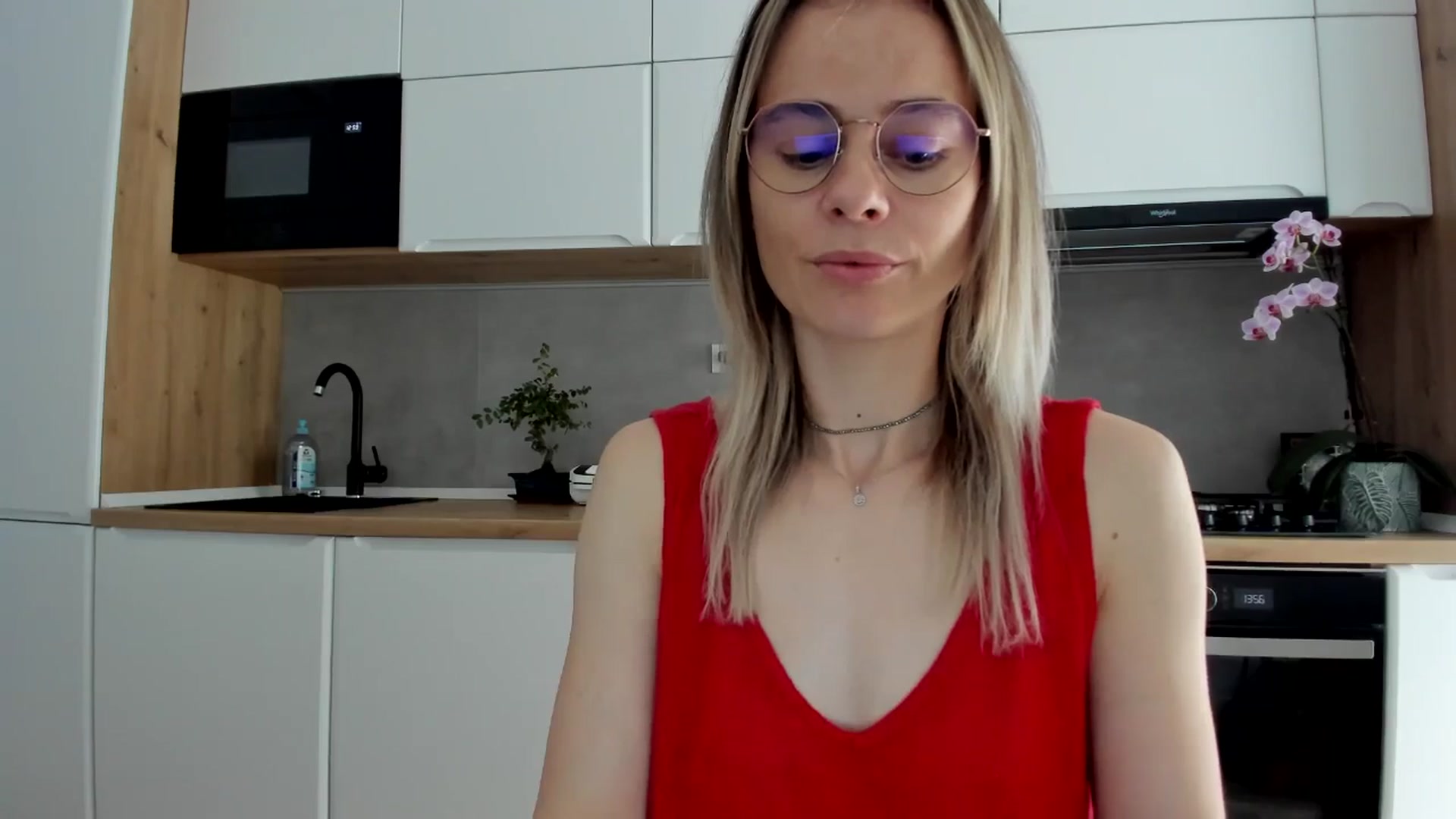 Gallery image thumbnail from DebbyPaige's myfreecams stream on, 06/06/2025, 11:59 image 4 of 20