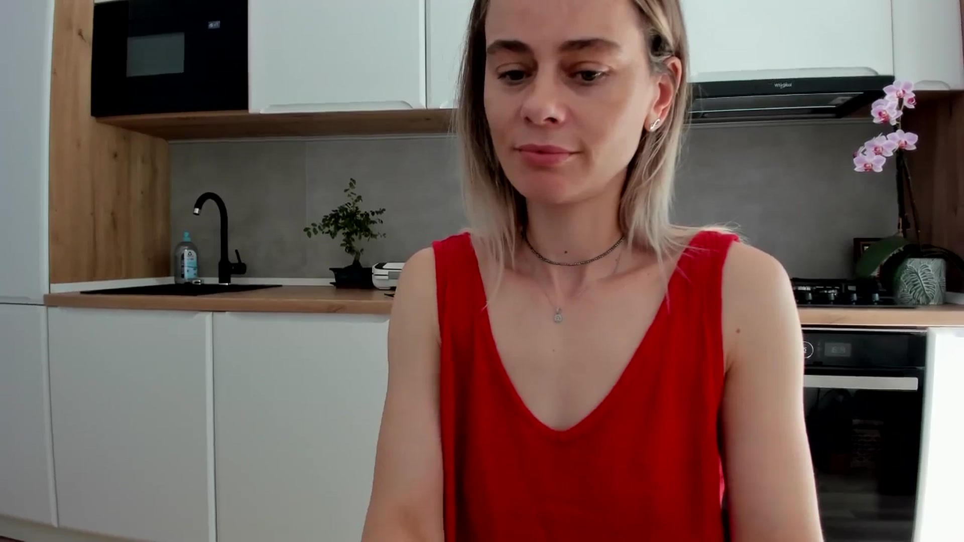 Gallery image thumbnail from DebbyPaige's myfreecams stream on, 06/06/2025, 14:10 image 2 of 20