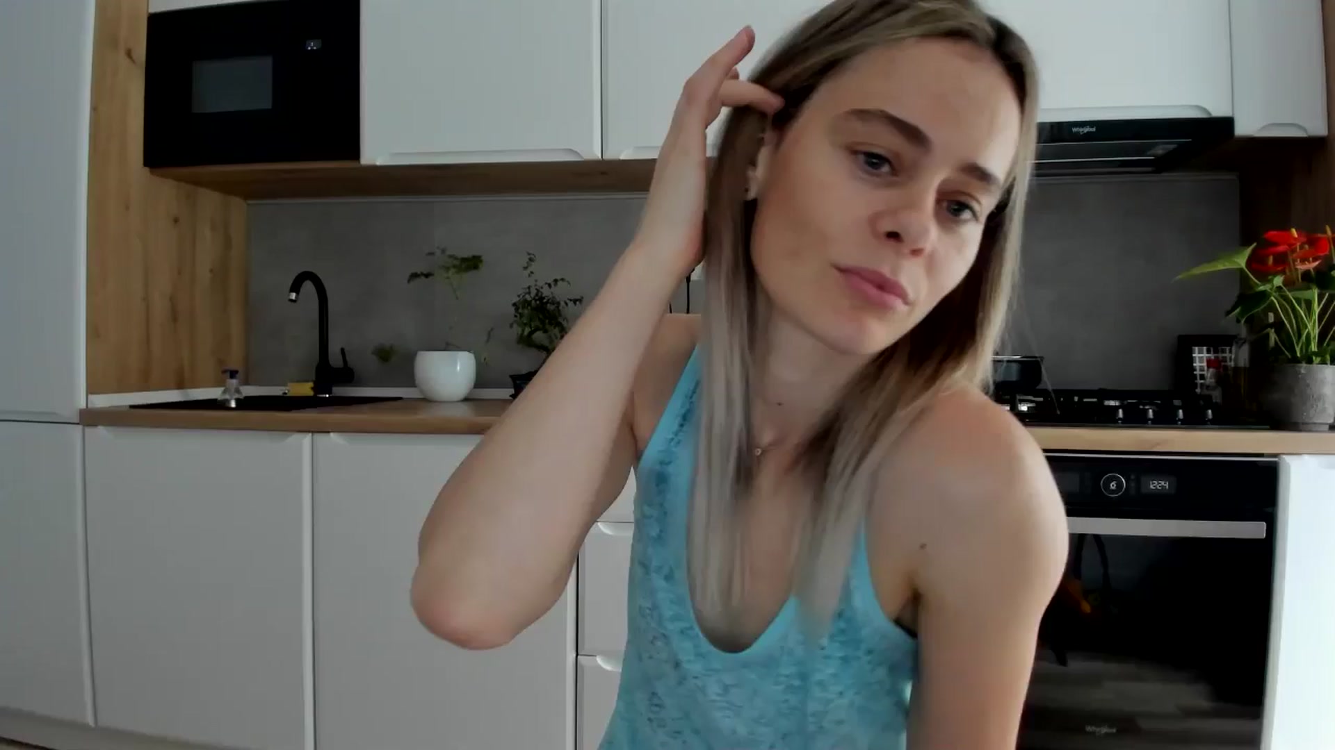 Gallery image thumbnail from DebbyPaige's myfreecams stream on, 06/12/2025, 10:18 image 13 of 20