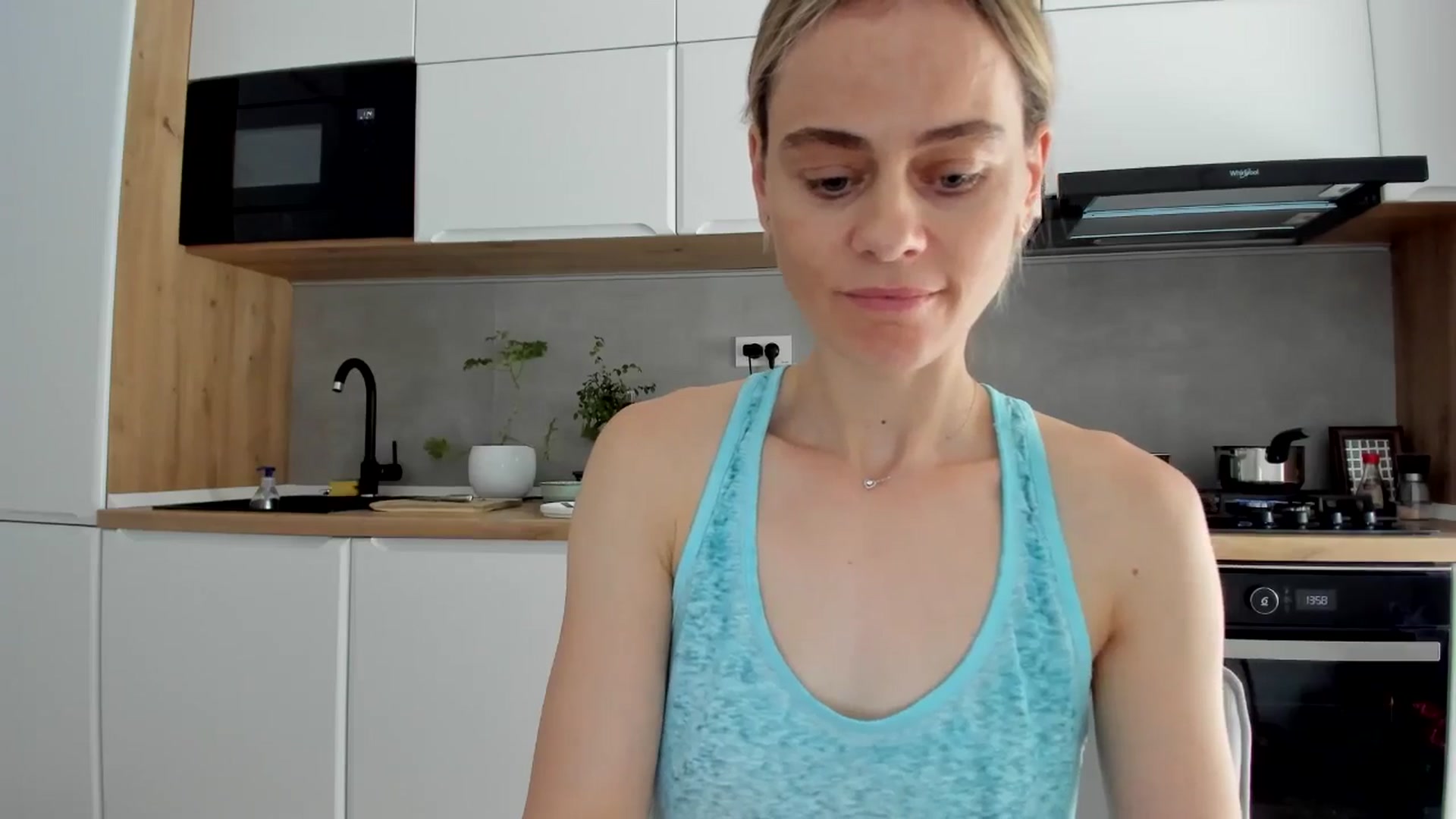 Gallery image thumbnail from DebbyPaige's myfreecams stream on, 06/12/2025, 11:02 image 17 of 20