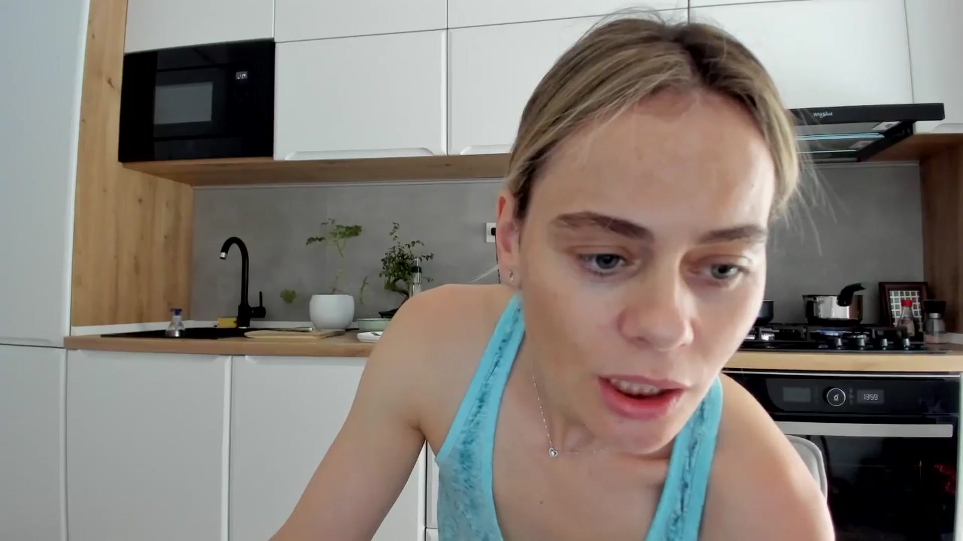 Gallery image thumbnail from DebbyPaige's myfreecams stream on, 06/12/2025, 11:02 image 18 of 20