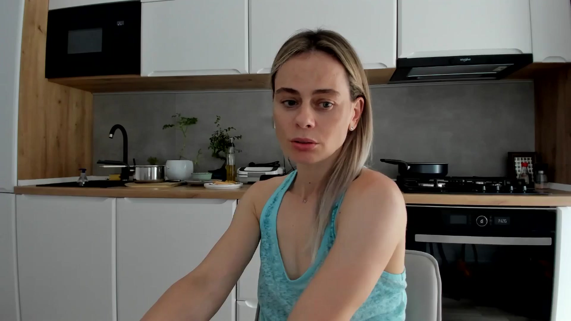 Gallery image thumbnail from DebbyPaige's myfreecams stream on, 06/12/2025, 14:09 image 2 of 20
