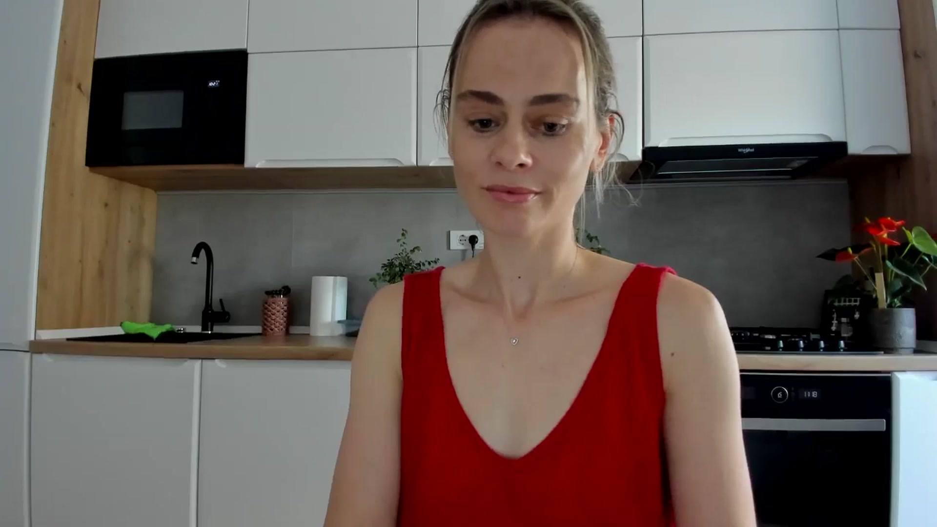 Gallery image thumbnail from DebbyPaige's myfreecams stream on, 06/16/2025, 09:21 image 3 of 20