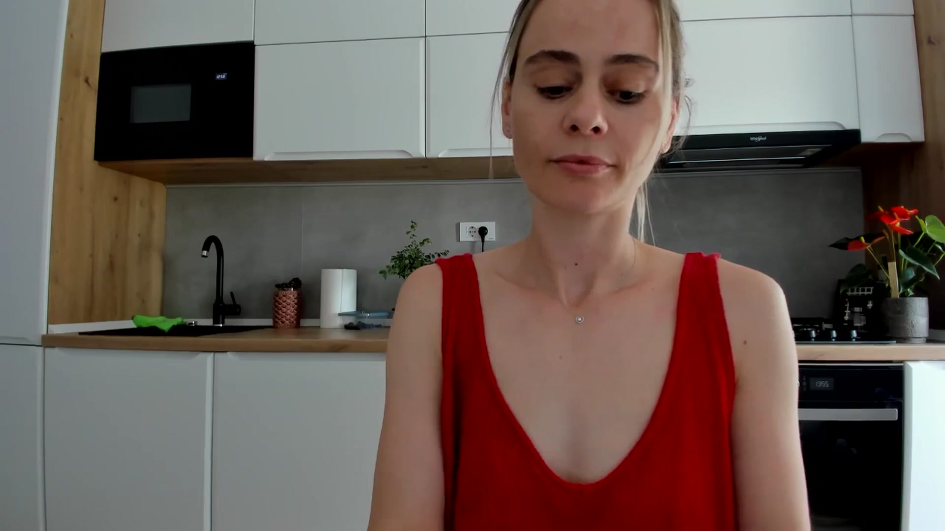 Gallery image thumbnail from DebbyPaige's myfreecams stream on, 06/16/2025, 11:05 image 17 of 20