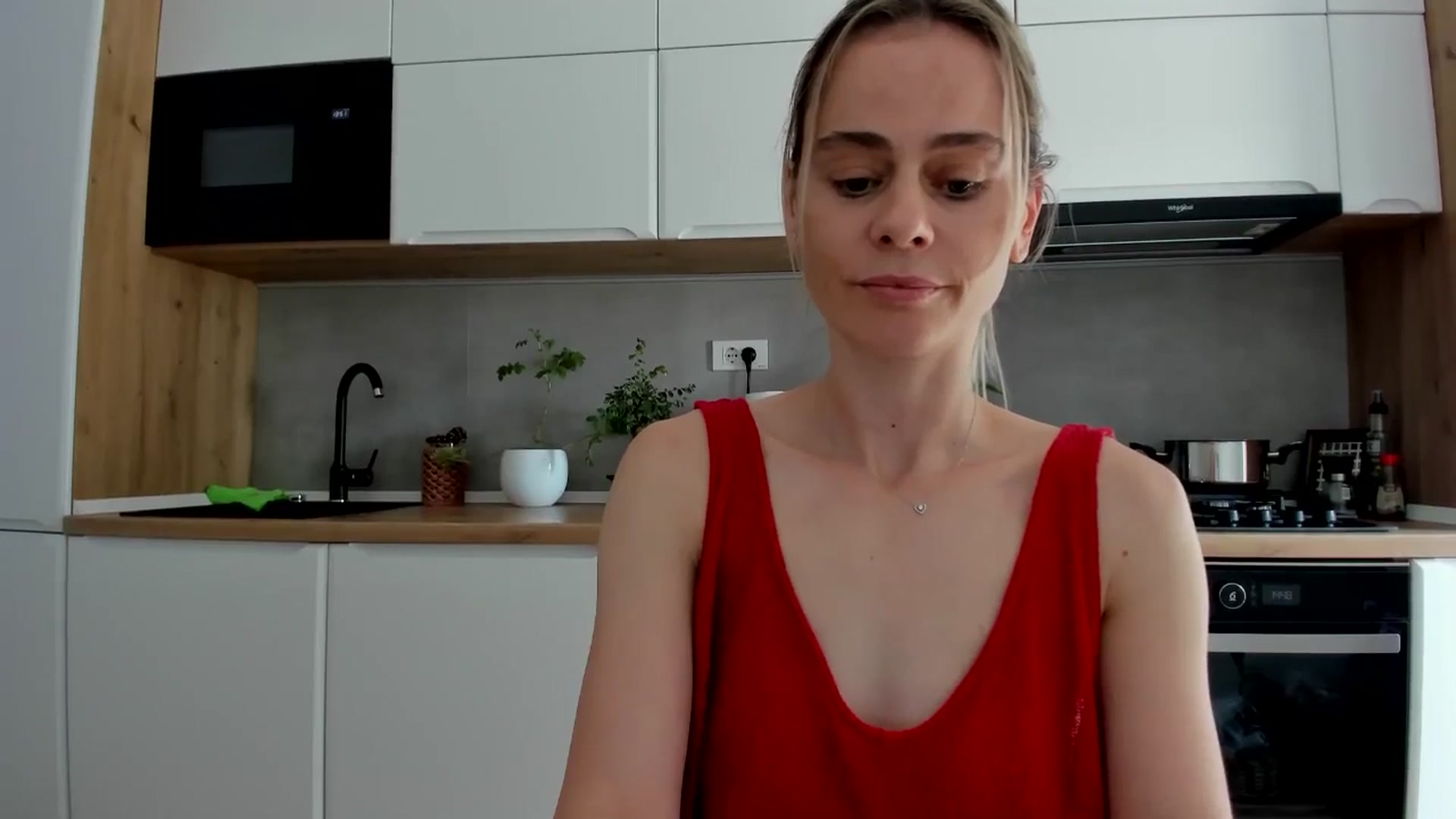Gallery image thumbnail from DebbyPaige's myfreecams stream on, 06/16/2025, 12:20 image 8 of 20