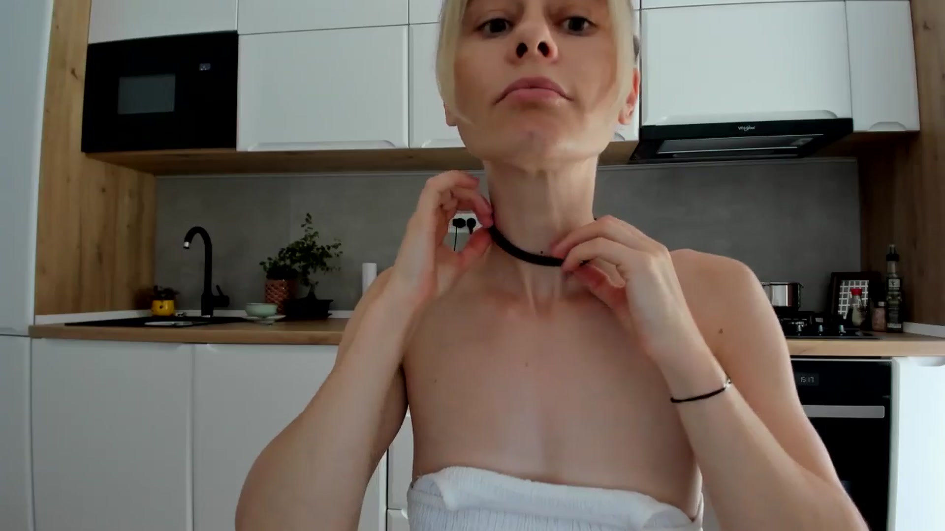 Gallery image thumbnail from DebbyPaige's myfreecams stream on, 06/25/2025, 13:33 image 7 of 20