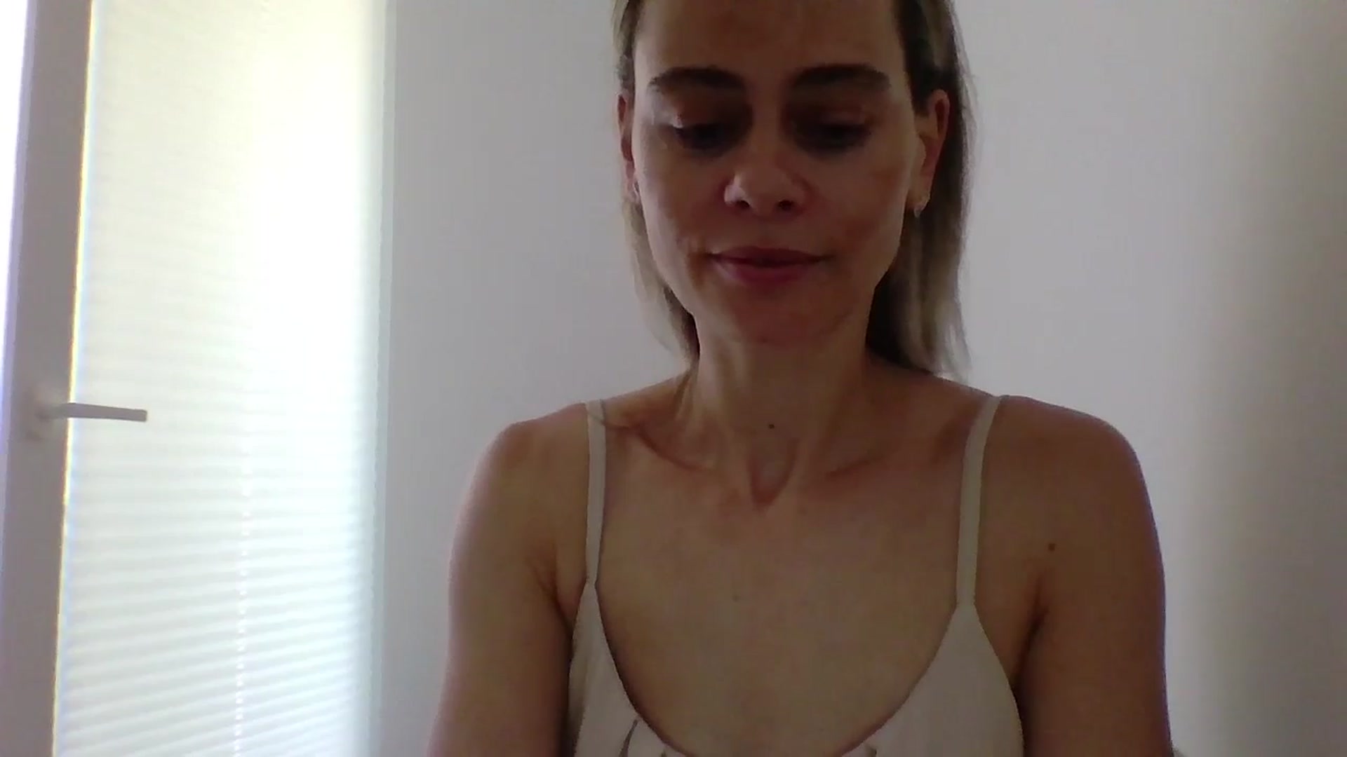 Gallery image thumbnail from DebbyPaige's myfreecams stream on, 06/26/2025, 08:09 image 13 of 20