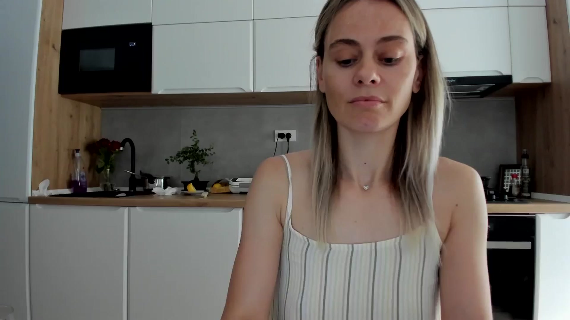 Gallery image thumbnail from DebbyPaige's myfreecams stream on, 06/30/2025, 14:33 image 18 of 20