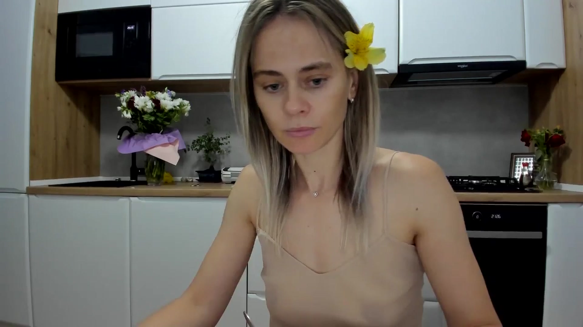 Gallery image thumbnail from DebbyPaige's myfreecams stream on, 07/01/2025, 19:00 image 8 of 20