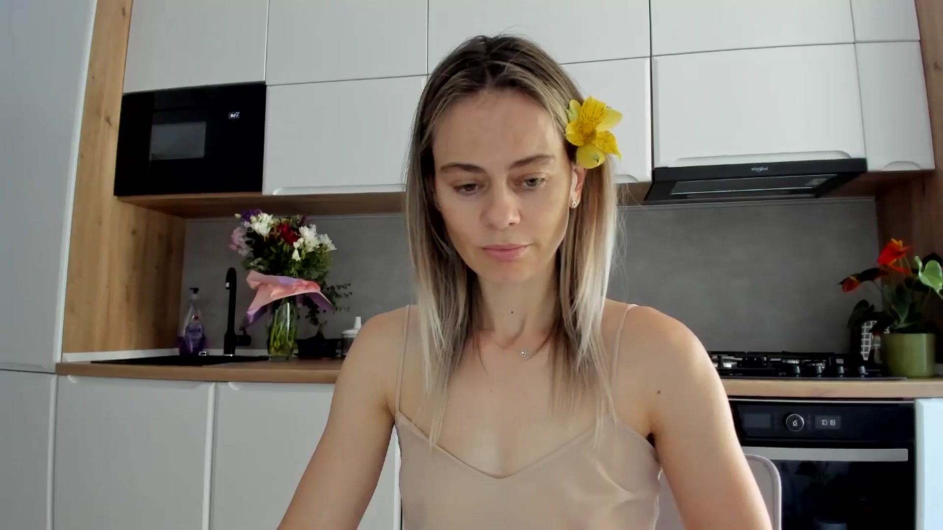 Gallery image thumbnail from DebbyPaige's myfreecams stream on, 07/02/2025, 08:17 image 3 of 20