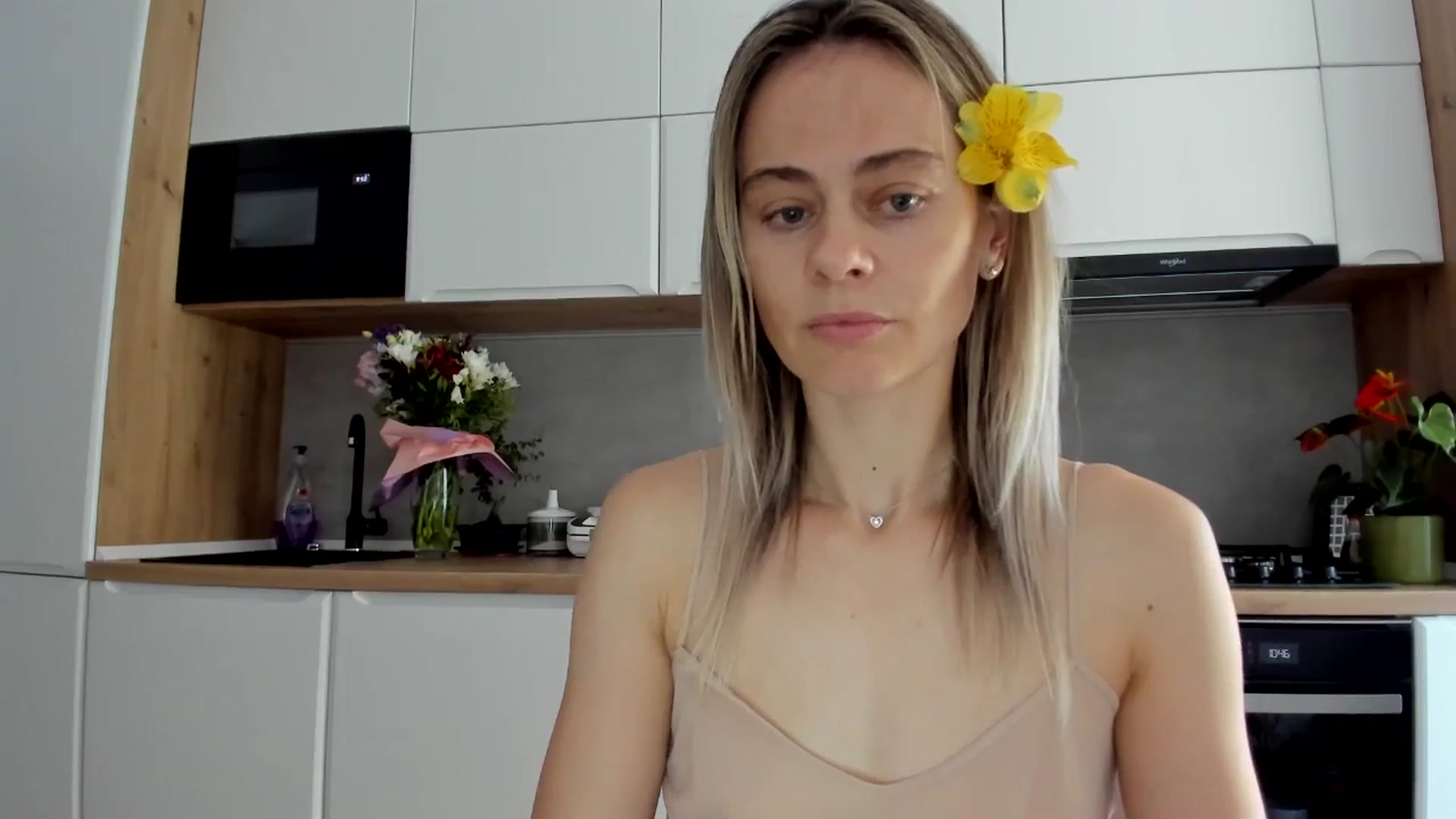 Gallery image thumbnail from DebbyPaige's myfreecams stream on, 07/02/2025, 08:17 image 12 of 20