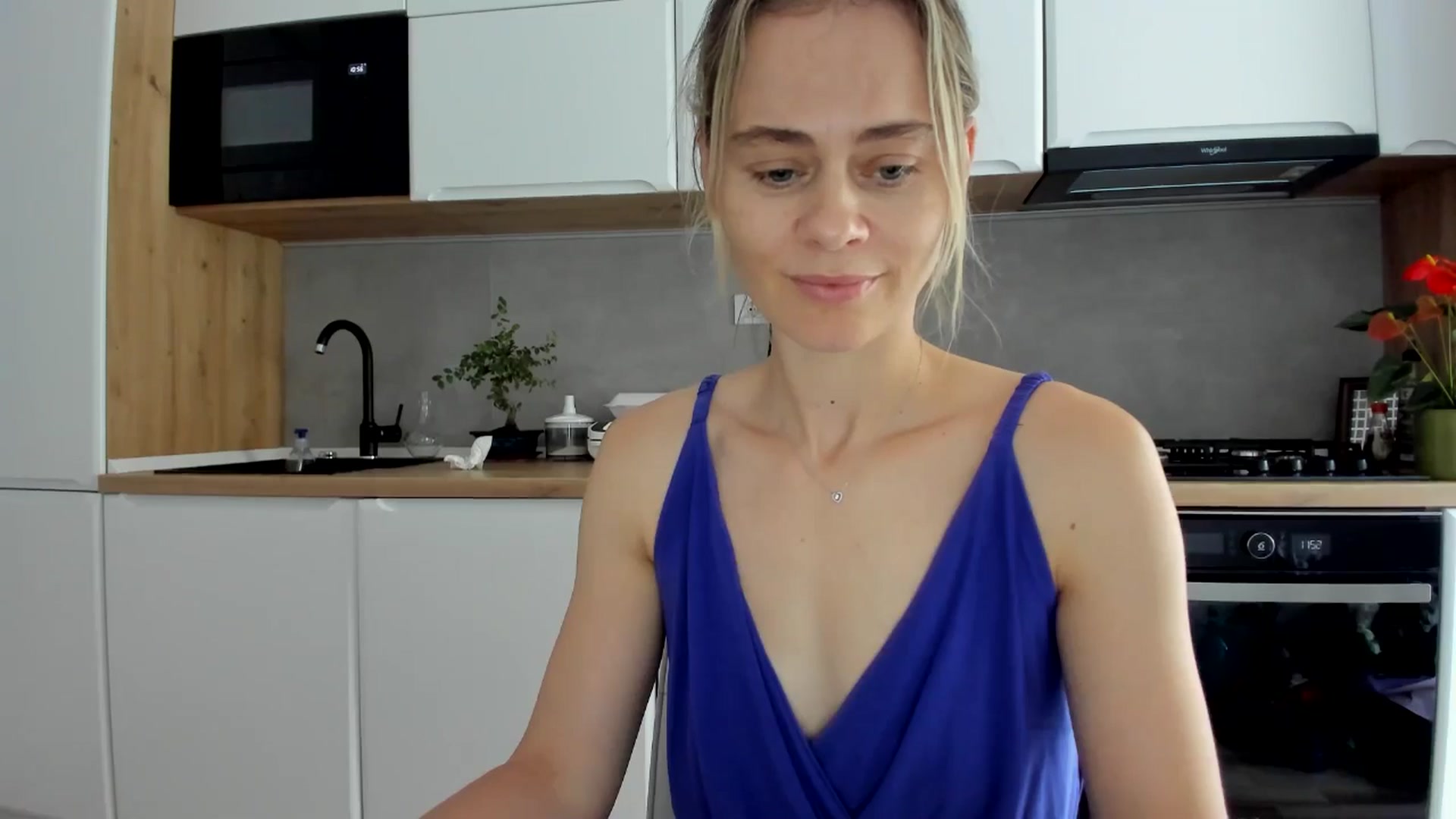 Gallery image thumbnail from DebbyPaige's myfreecams stream on, 07/03/2025, 09:25 image 15 of 20