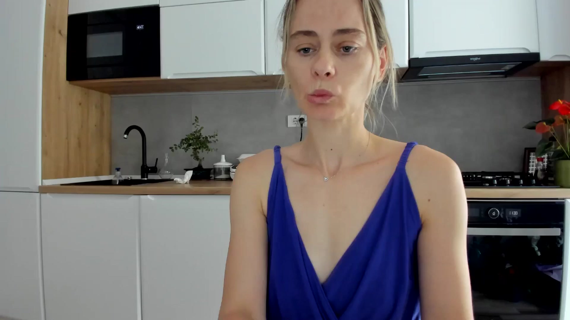 Gallery image thumbnail from DebbyPaige's myfreecams stream on, 07/03/2025, 09:25 image 12 of 20
