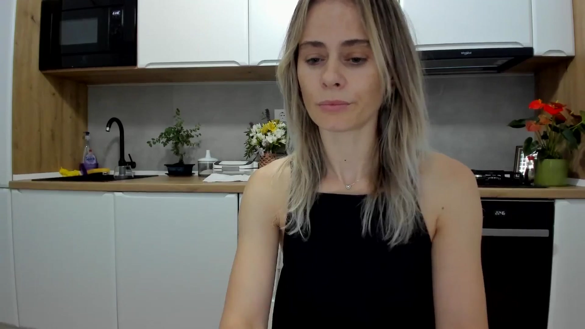 Gallery image thumbnail from DebbyPaige's myfreecams stream on, 07/03/2025, 20:40 image 12 of 20