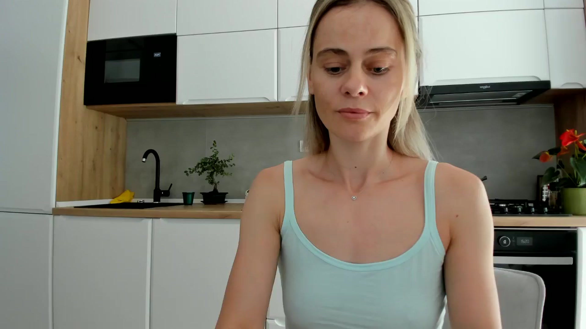 Gallery image thumbnail from DebbyPaige's myfreecams stream on, 07/07/2025, 13:25 image 1 of 20