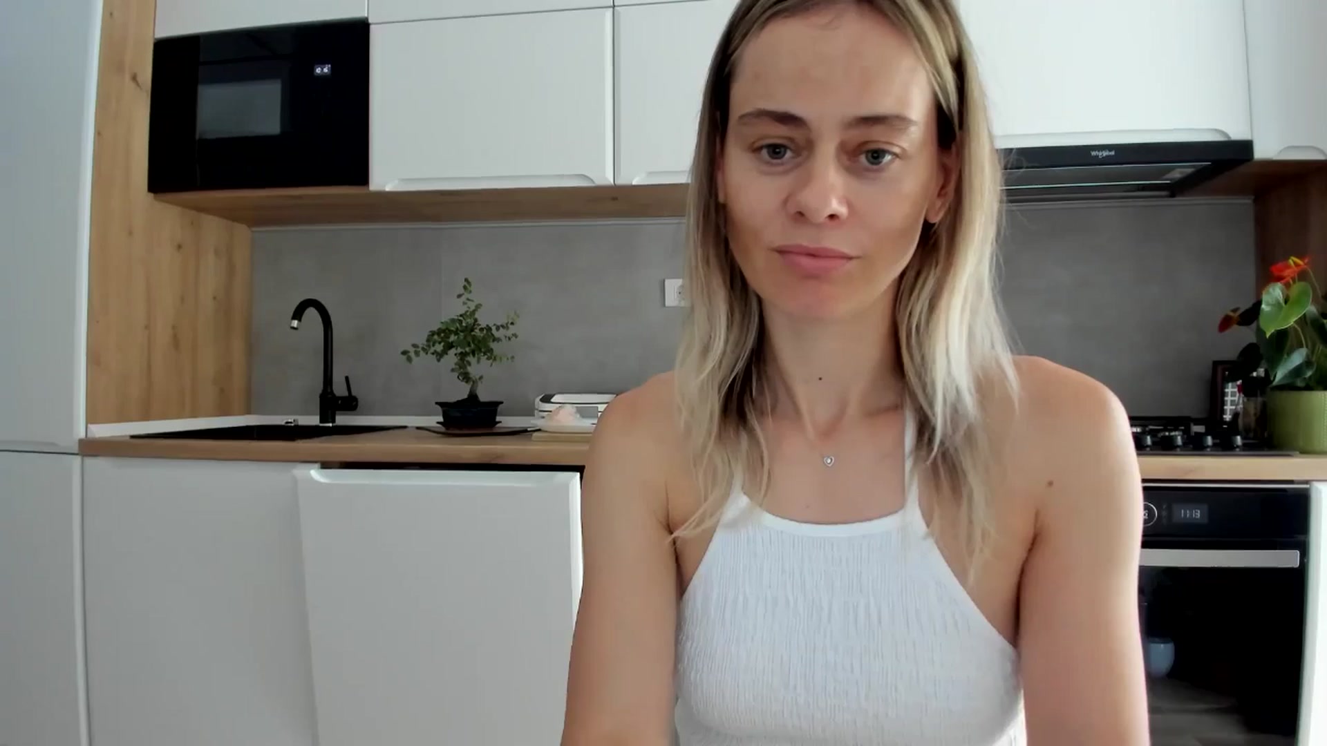 Gallery image thumbnail from DebbyPaige's myfreecams stream on, 07/08/2025, 08:55 image 12 of 20