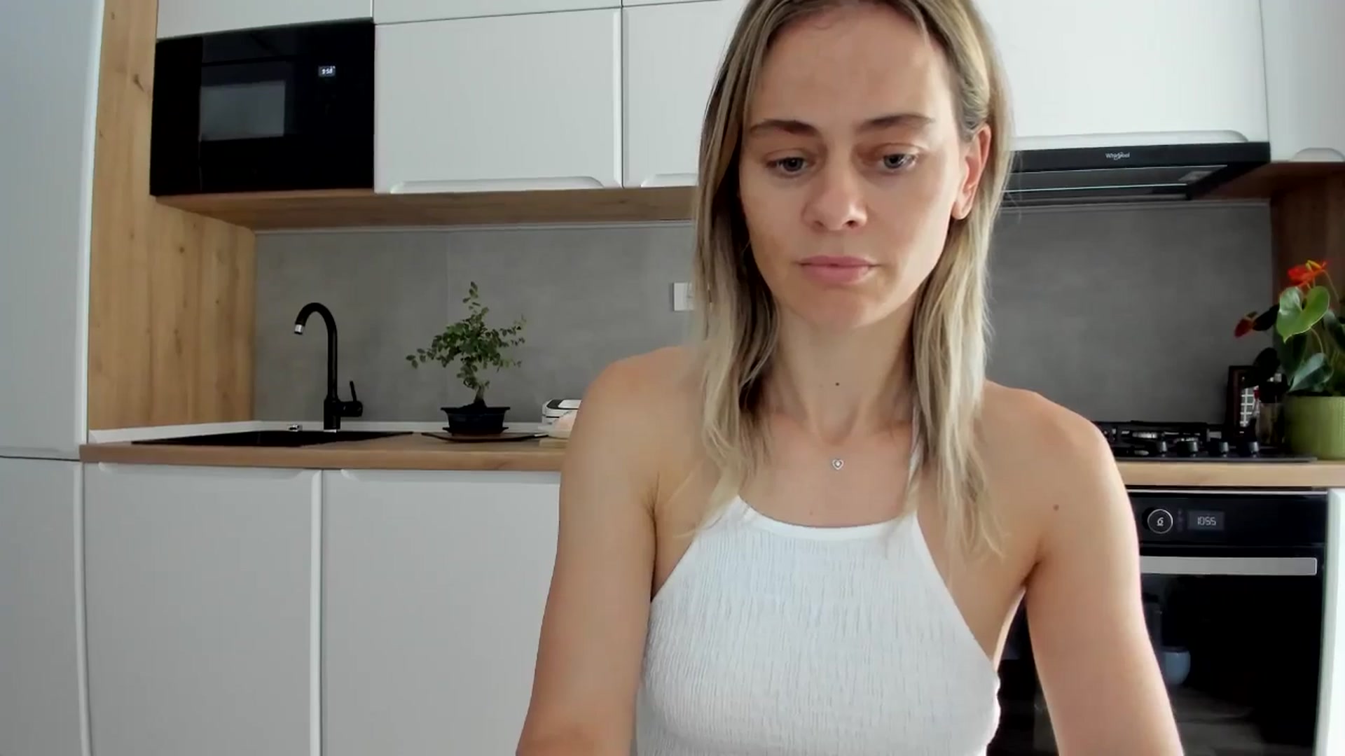 Gallery image thumbnail from DebbyPaige's myfreecams stream on, 07/08/2025, 08:55 image 8 of 20