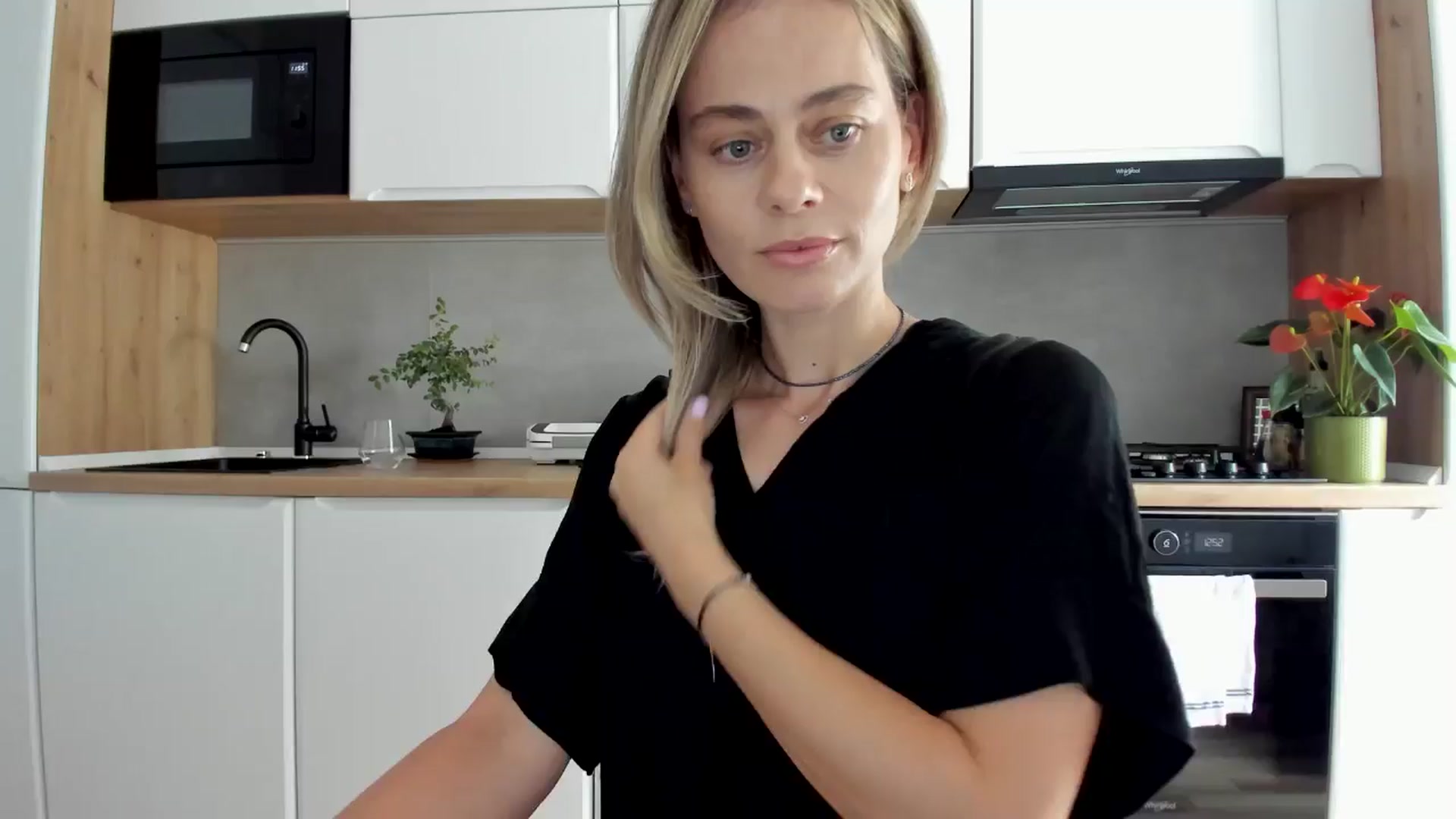 Gallery image thumbnail from DebbyPaige's myfreecams stream on, 07/09/2025, 14:13 image 1 of 20