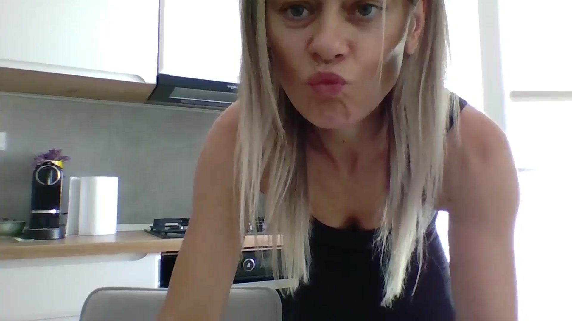 Gallery image thumbnail from DebbyPaige's myfreecams stream on, 07/11/2025, 10:48 image 13 of 20