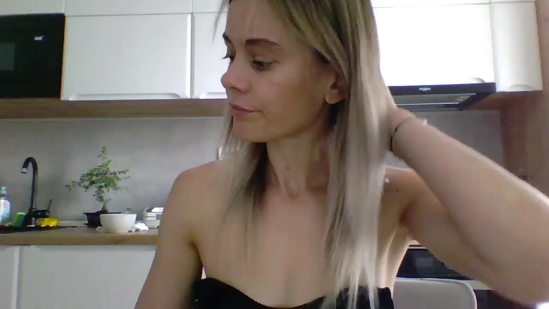 Gallery image thumbnail from DebbyPaige's myfreecams stream on, 07/11/2025, 11:35 image 1 of 20
