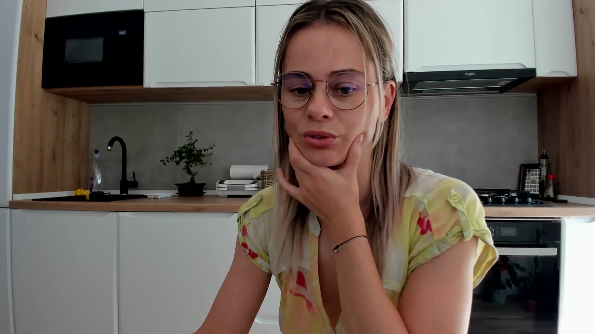 Gallery image thumbnail from DebbyPaige's myfreecams stream on, 07/14/2025, 14:01 image 10 of 20