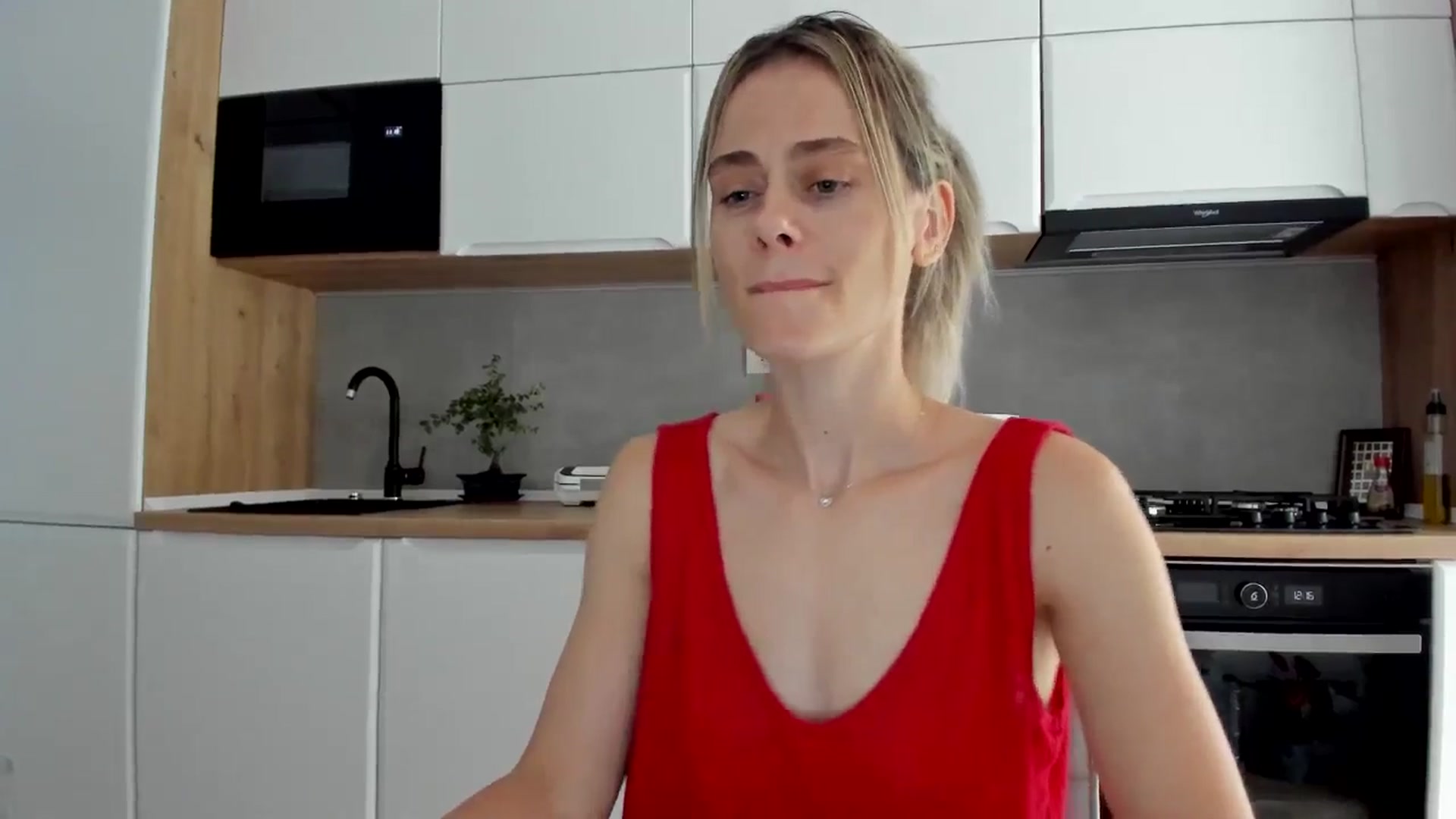 Gallery image thumbnail from DebbyPaige's myfreecams stream on, 07/17/2025, 11:09 image 8 of 20