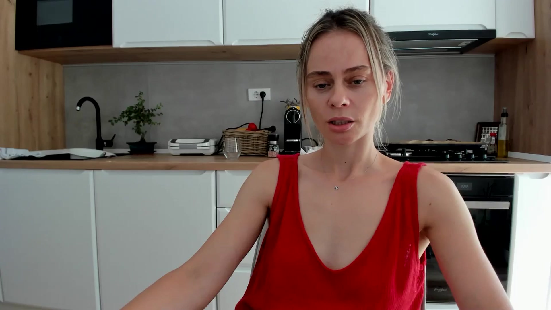 Gallery image thumbnail from DebbyPaige's myfreecams stream on, 07/17/2025, 13:17 image 17 of 20