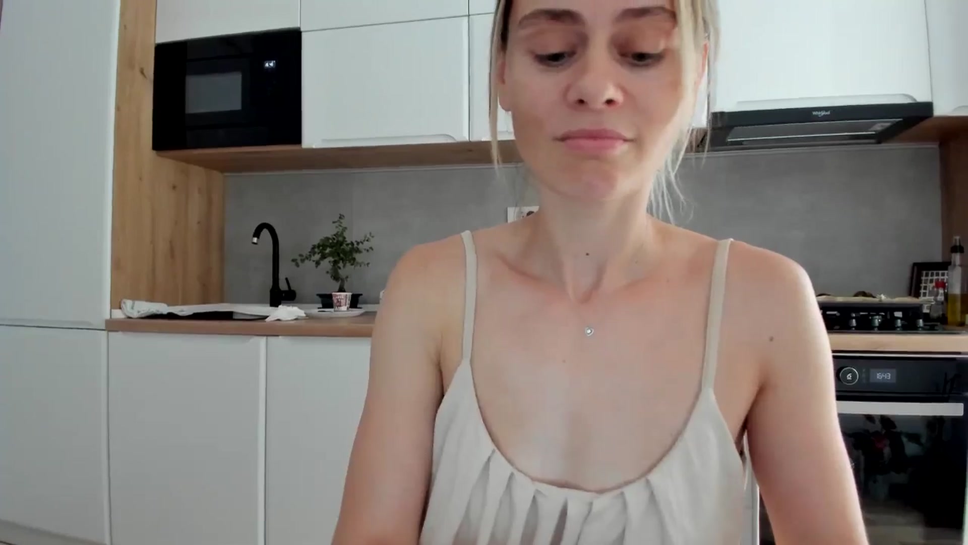 Gallery image thumbnail from DebbyPaige's myfreecams stream on, 07/17/2025, 13:44 image 20 of 20