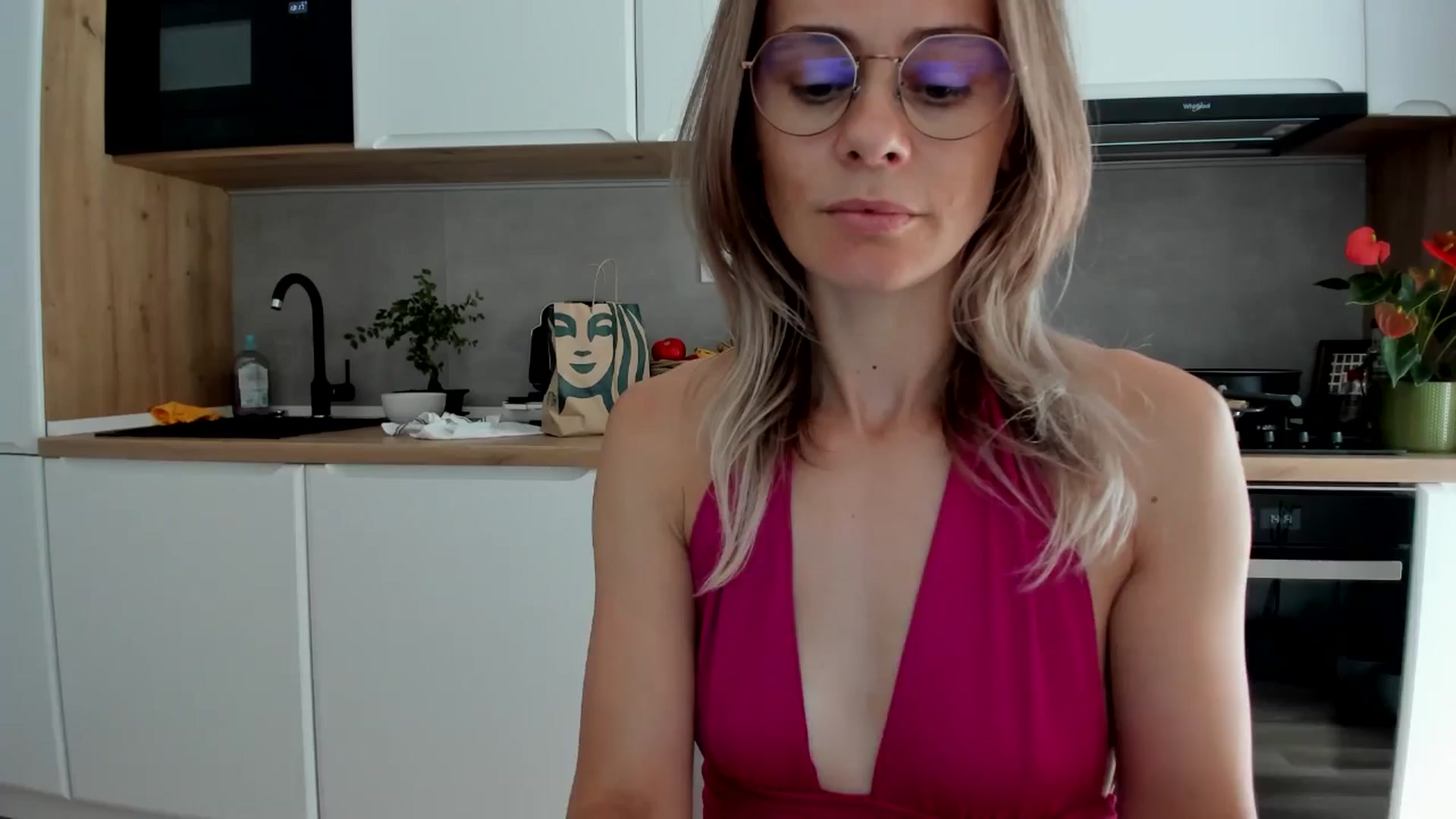 Gallery image thumbnail from DebbyPaige's myfreecams stream on, 07/31/2025, 13:26 image 12 of 20
