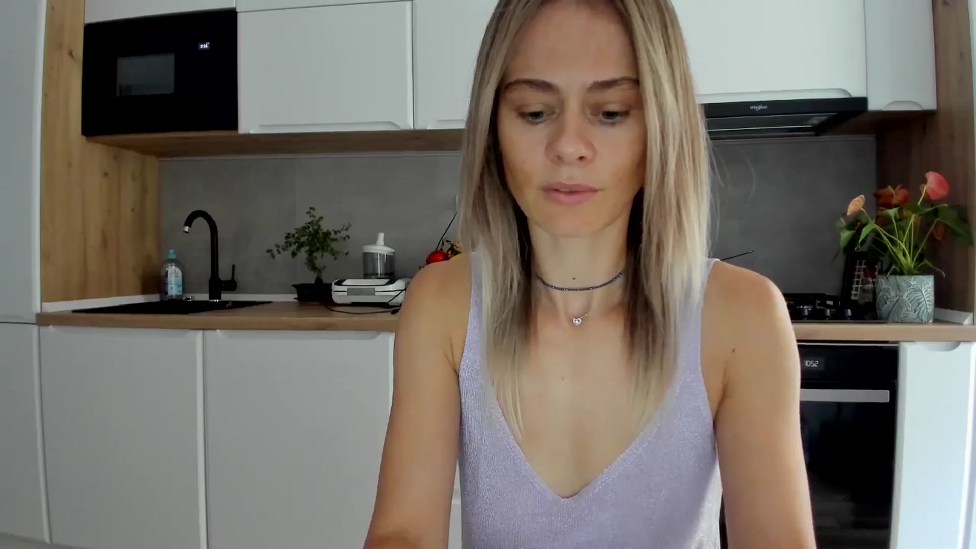 Gallery image thumbnail from DebbyPaige's myfreecams stream on, 08/02/2025, 08:29 image 12 of 20