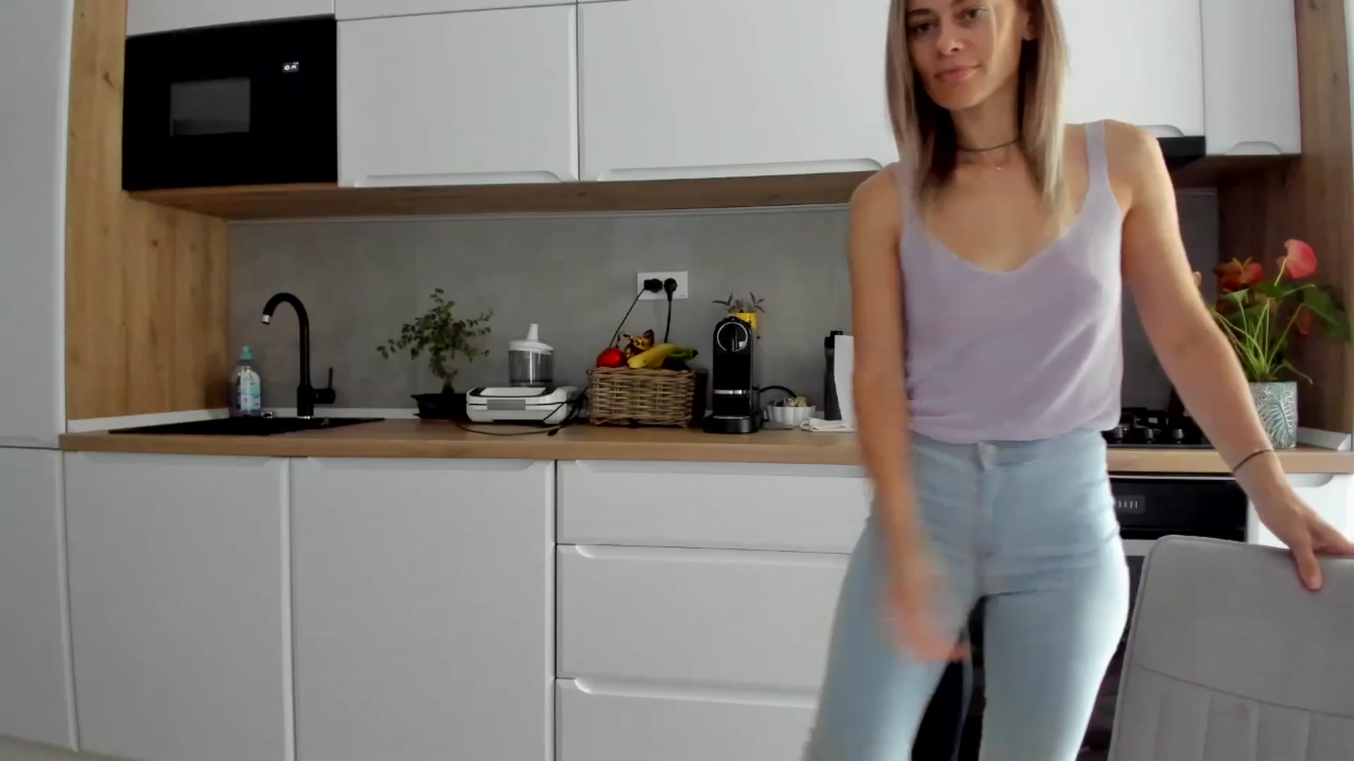 Gallery image thumbnail from DebbyPaige's myfreecams stream on, 08/02/2025, 08:29 image 17 of 20