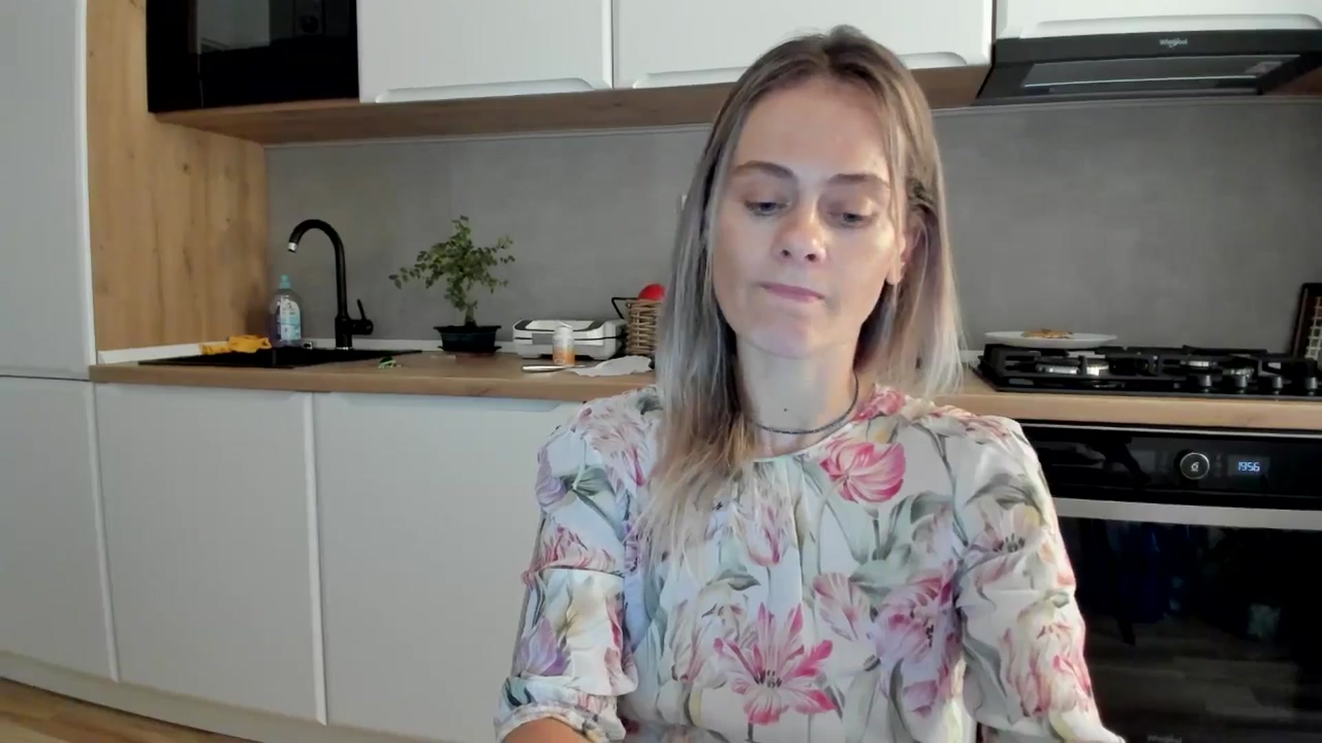 Gallery image thumbnail from DebbyPaige's myfreecams stream on, 08/02/2025, 17:23 image 18 of 20