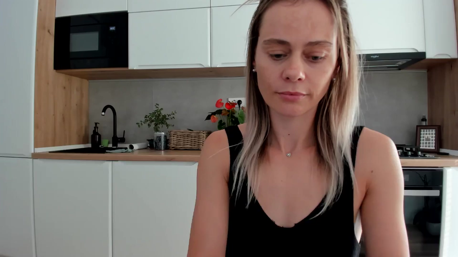 Gallery image thumbnail from DebbyPaige's myfreecams stream on, 08/12/2025, 15:00 image 20 of 20