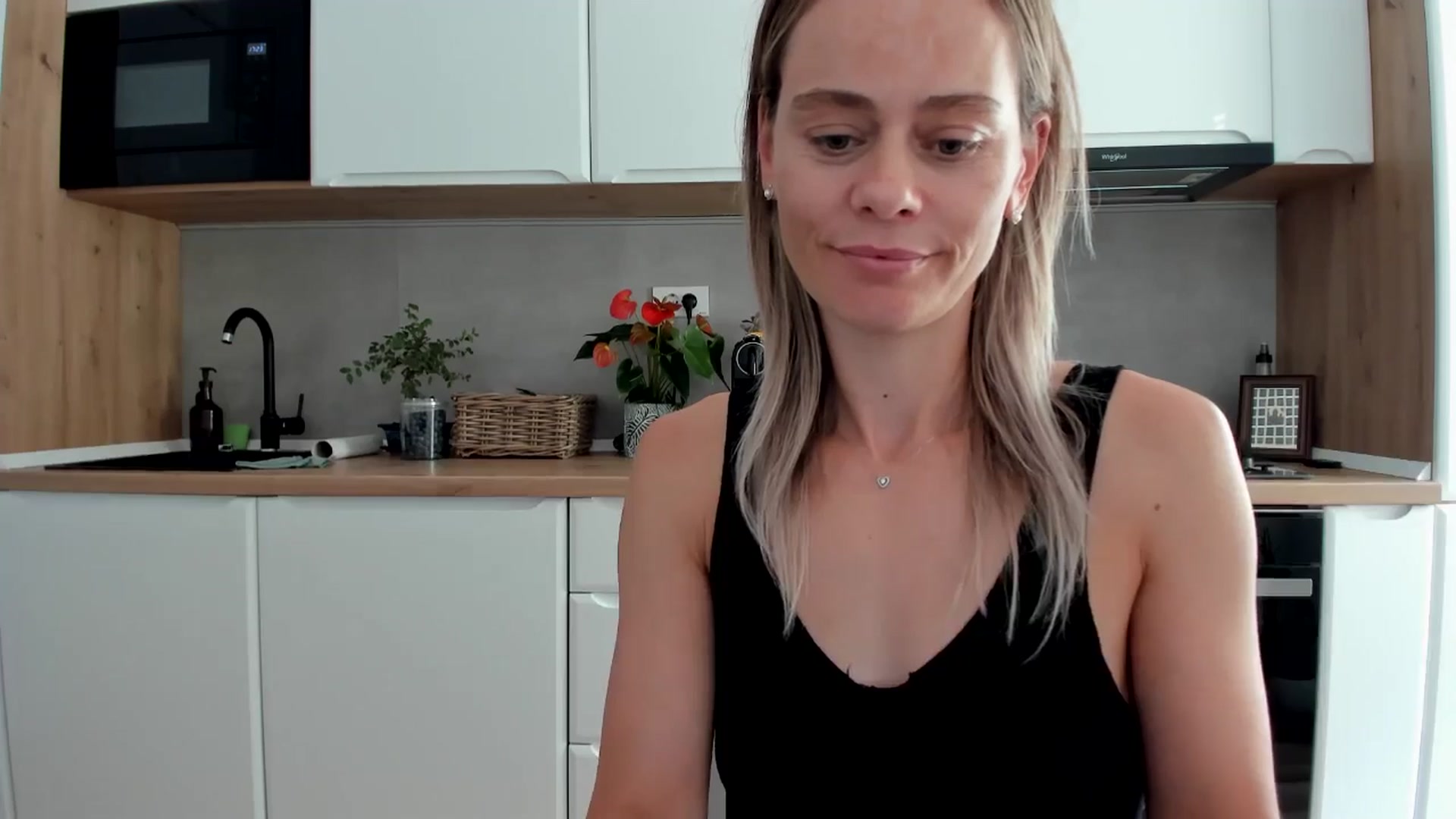 Gallery image thumbnail from DebbyPaige's myfreecams stream on, 08/12/2025, 15:56 image 7 of 20