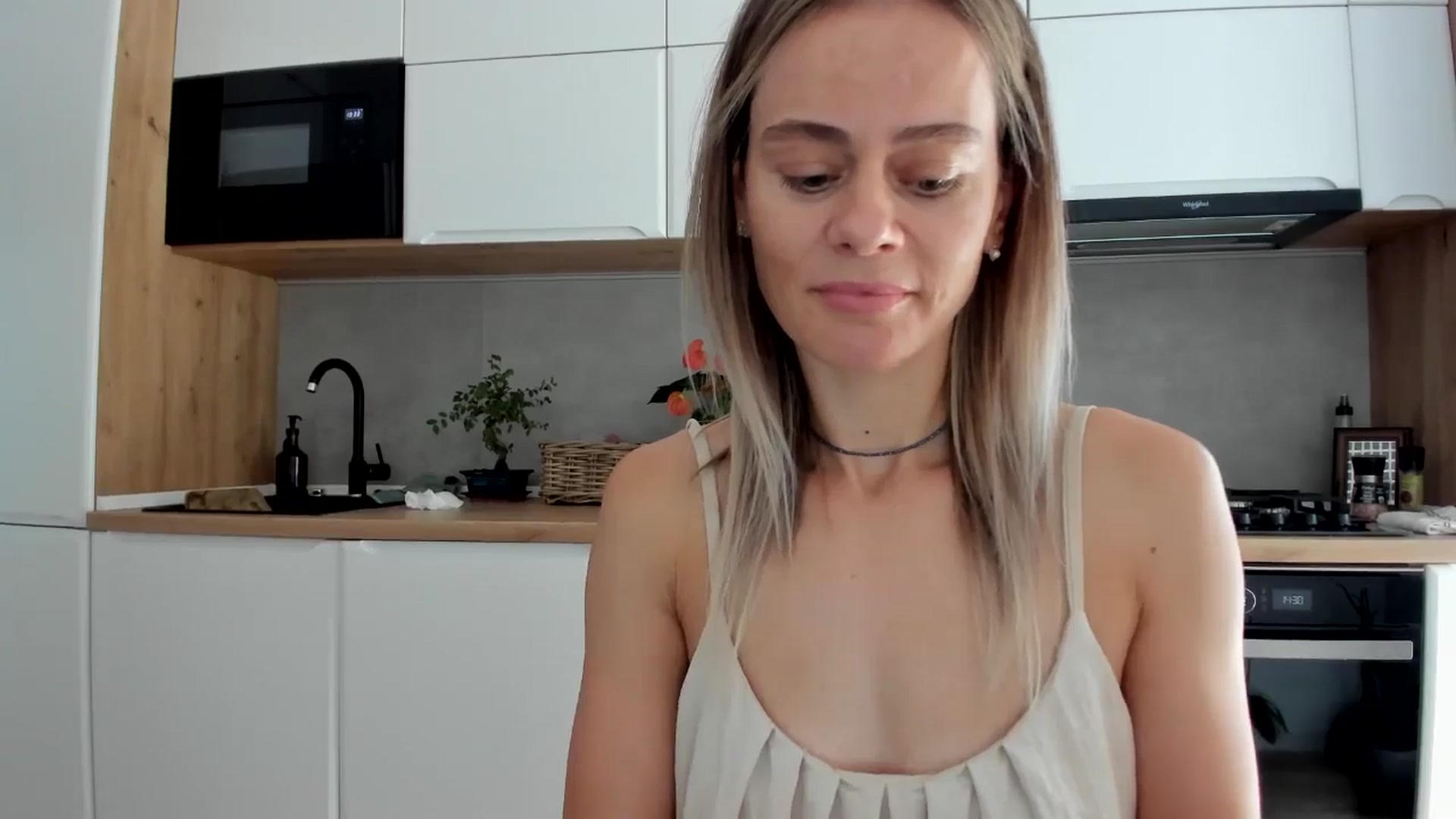 Gallery image thumbnail from DebbyPaige's myfreecams stream on, 08/14/2025, 14:23 image 2 of 20