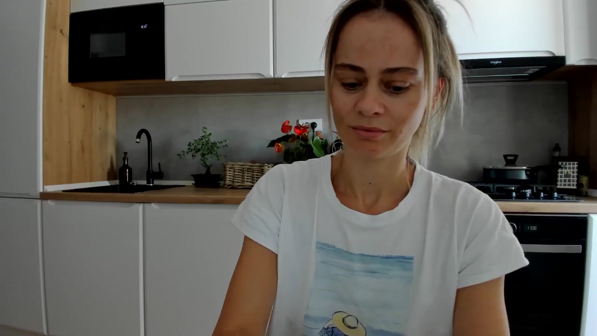 Gallery image thumbnail from DebbyPaige's myfreecams stream on, 08/15/2025, 10:24 image 4 of 20