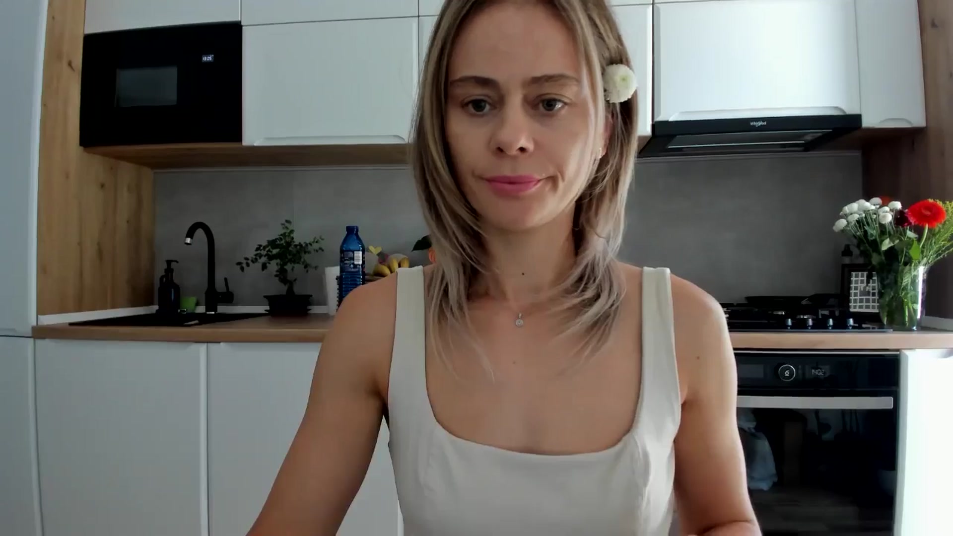 Gallery image thumbnail from DebbyPaige's myfreecams stream on, 08/17/2025, 11:47 image 7 of 20