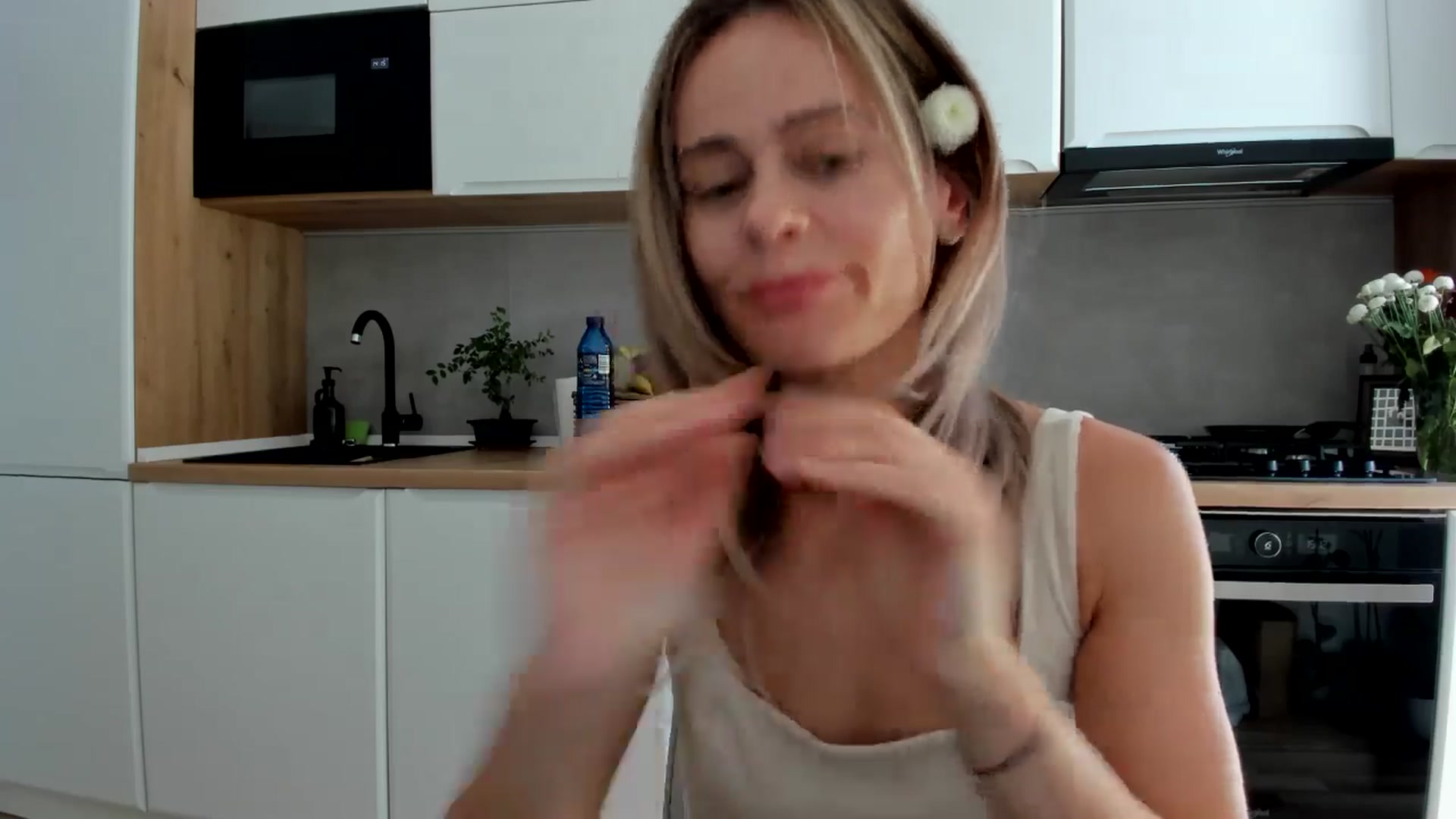 Gallery image thumbnail from DebbyPaige's myfreecams stream on, 08/17/2025, 13:04 image 2 of 20
