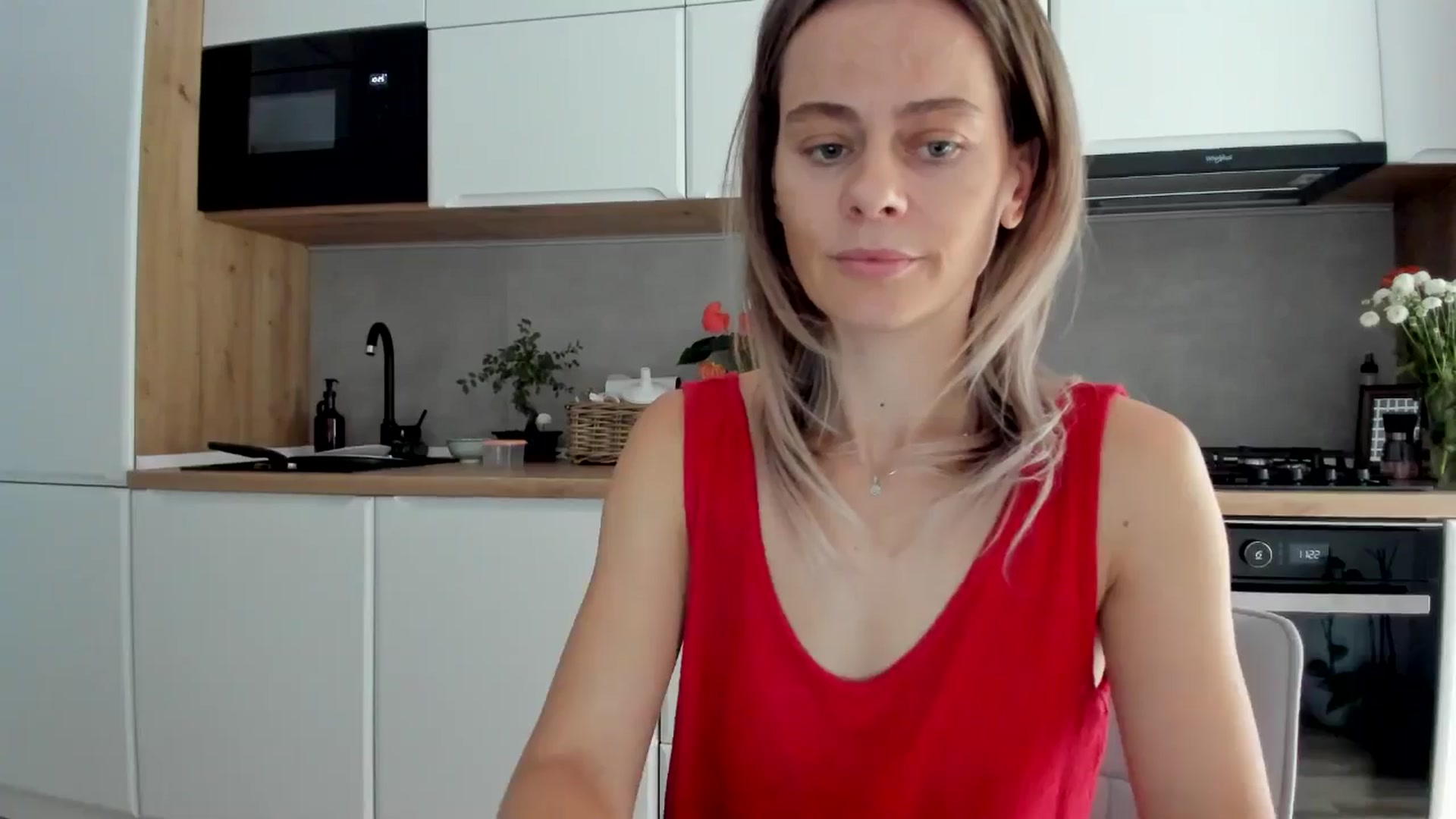 Gallery image thumbnail from DebbyPaige's myfreecams stream on, 08/18/2025, 09:14 image 8 of 20