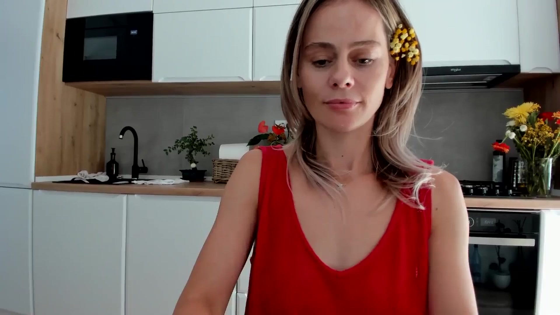 Gallery image thumbnail from DebbyPaige's myfreecams stream on, 08/20/2025, 12:53 image 12 of 20