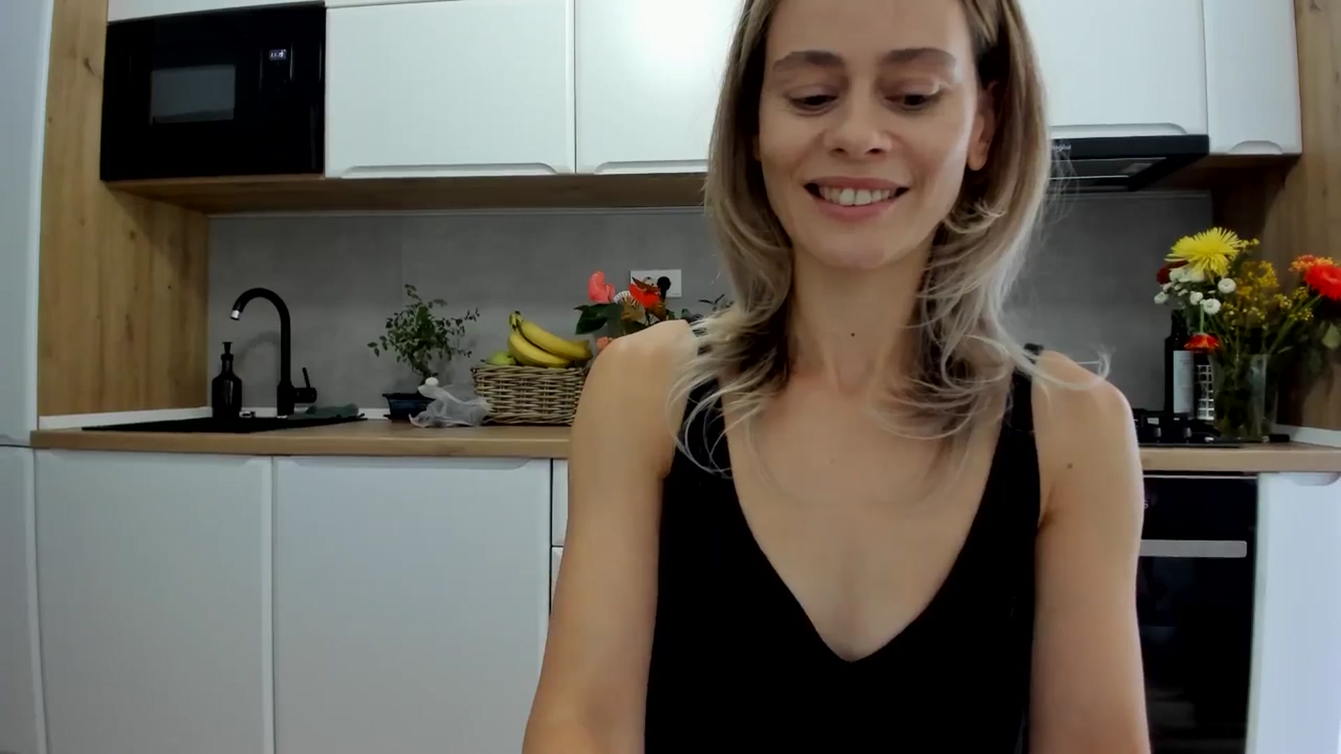 Gallery image thumbnail from DebbyPaige's myfreecams stream on, 08/21/2025, 10:18 image 12 of 20