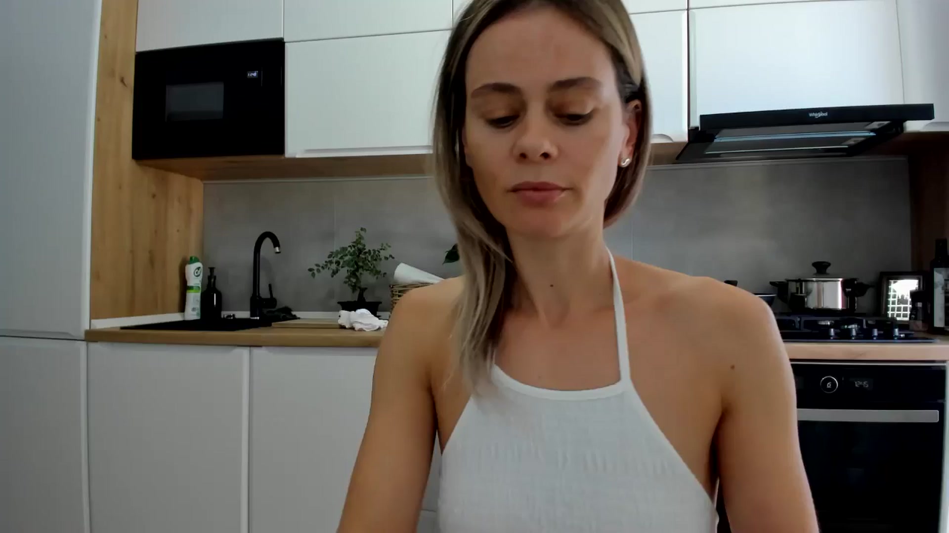 Gallery image thumbnail from DebbyPaige's myfreecams stream on, 08/28/2025, 10:09 image 7 of 20
