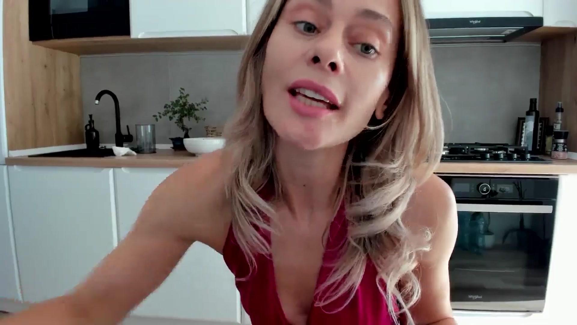 Gallery image thumbnail from DebbyPaige's myfreecams stream on, 08/30/2025, 14:13 image 11 of 20