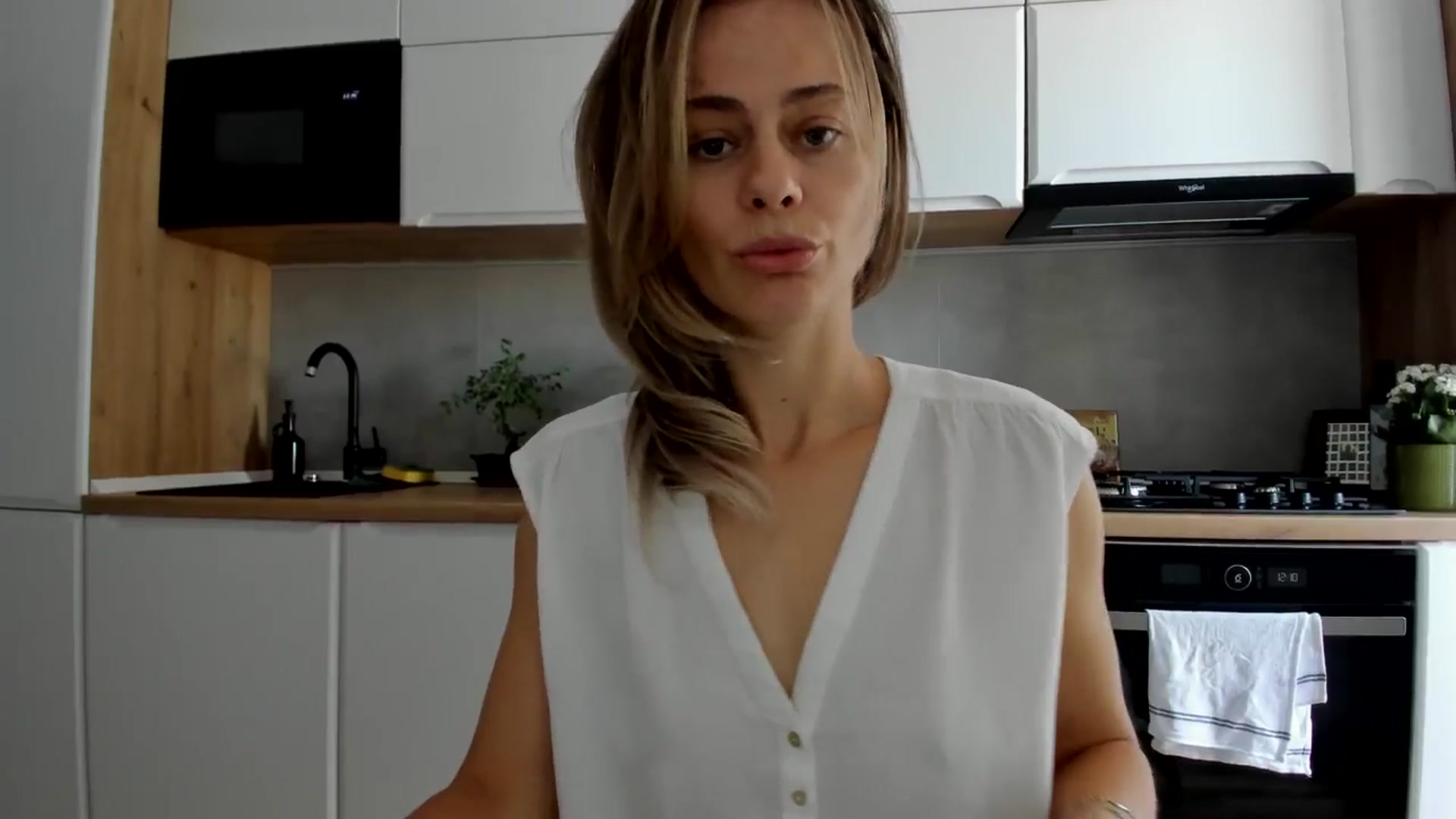 Gallery image thumbnail from DebbyPaige's myfreecams stream on, 09/01/2025, 09:27 image 9 of 20
